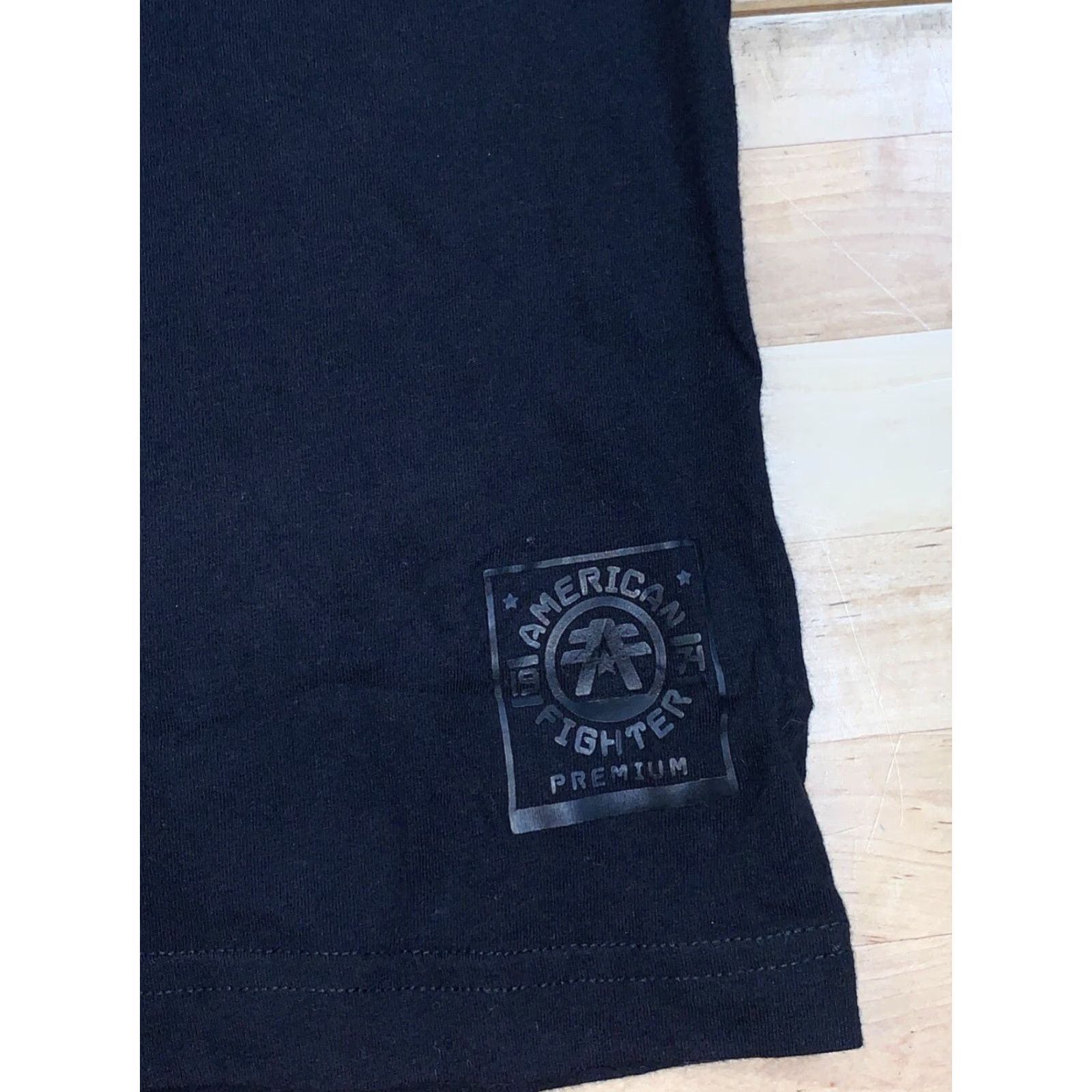 Vintage VINTAGE American Fighter Shirt Mens L Black Gold Crew Neck Short Sleeve 11179 Size US L / EU 52-54 / 3 - 4 Thumbnail