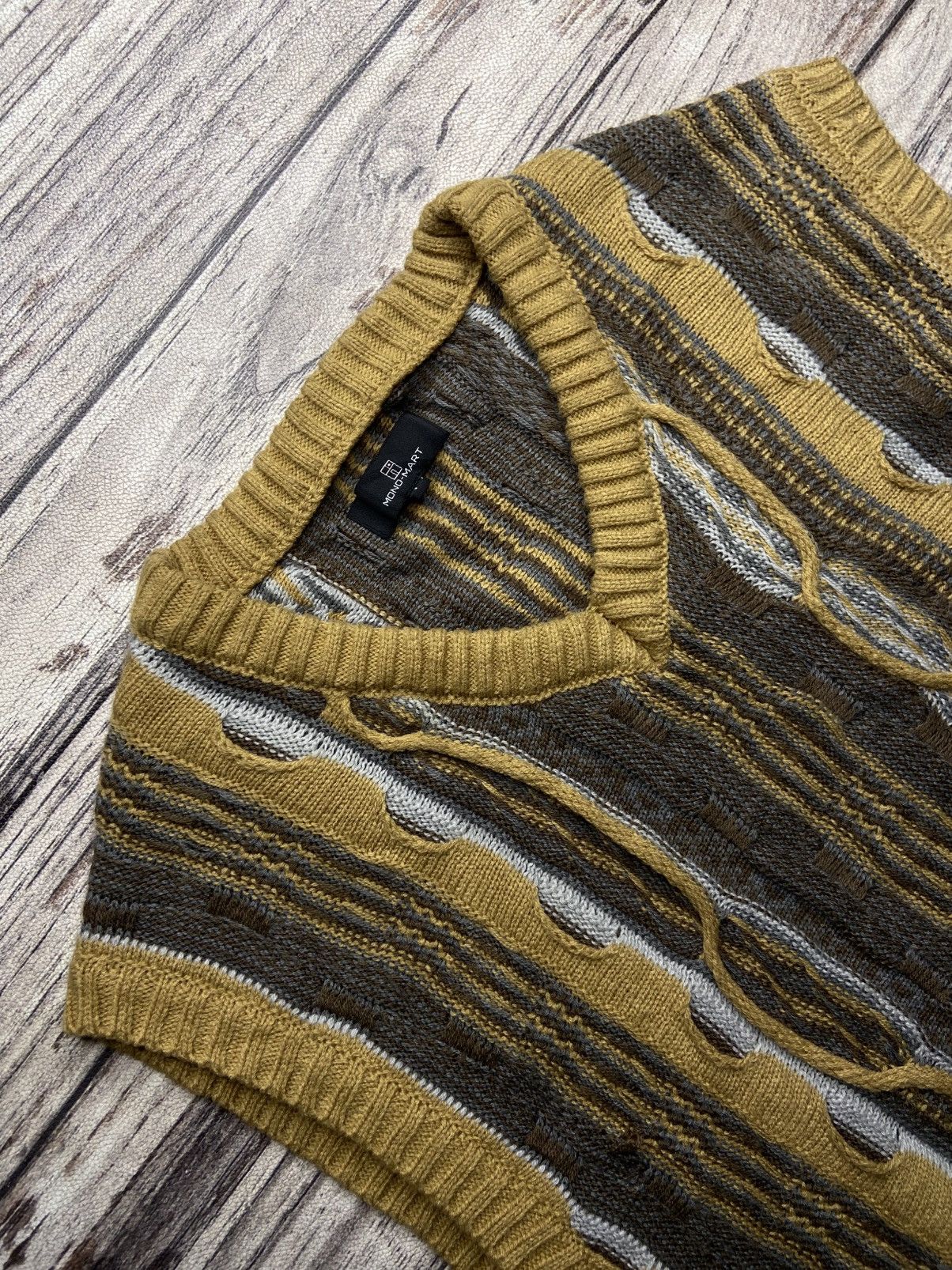 Aran Isles Knitwear × Coogi Rare Coogi Inspired Mono Mart Japan Vest V Neck Knit Size US XL / EU 56 / 4 - 5 Thumbnail
