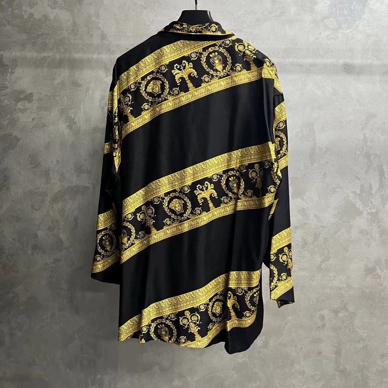 Versace Versace Black gold baroque court print pattern logo long s Size L / US 10 / IT 46 - 2 Thumbnail
