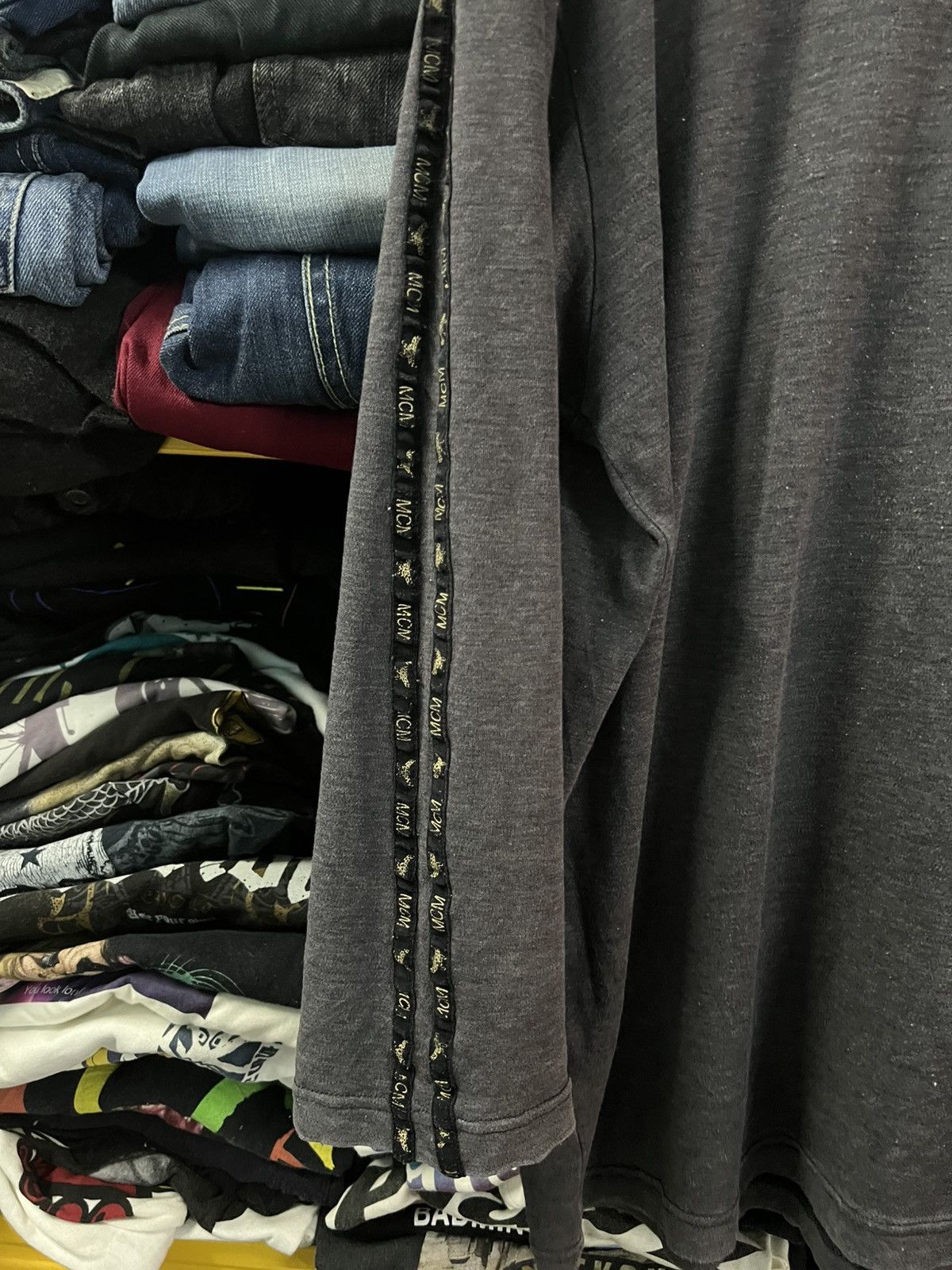 Designer × MCM × Vintage VINTAGE MCM LEGERE SIDE TAPE LONG SLEEVE TSHIRT Size US L / EU 52-54 / 3 - 3 Thumbnail