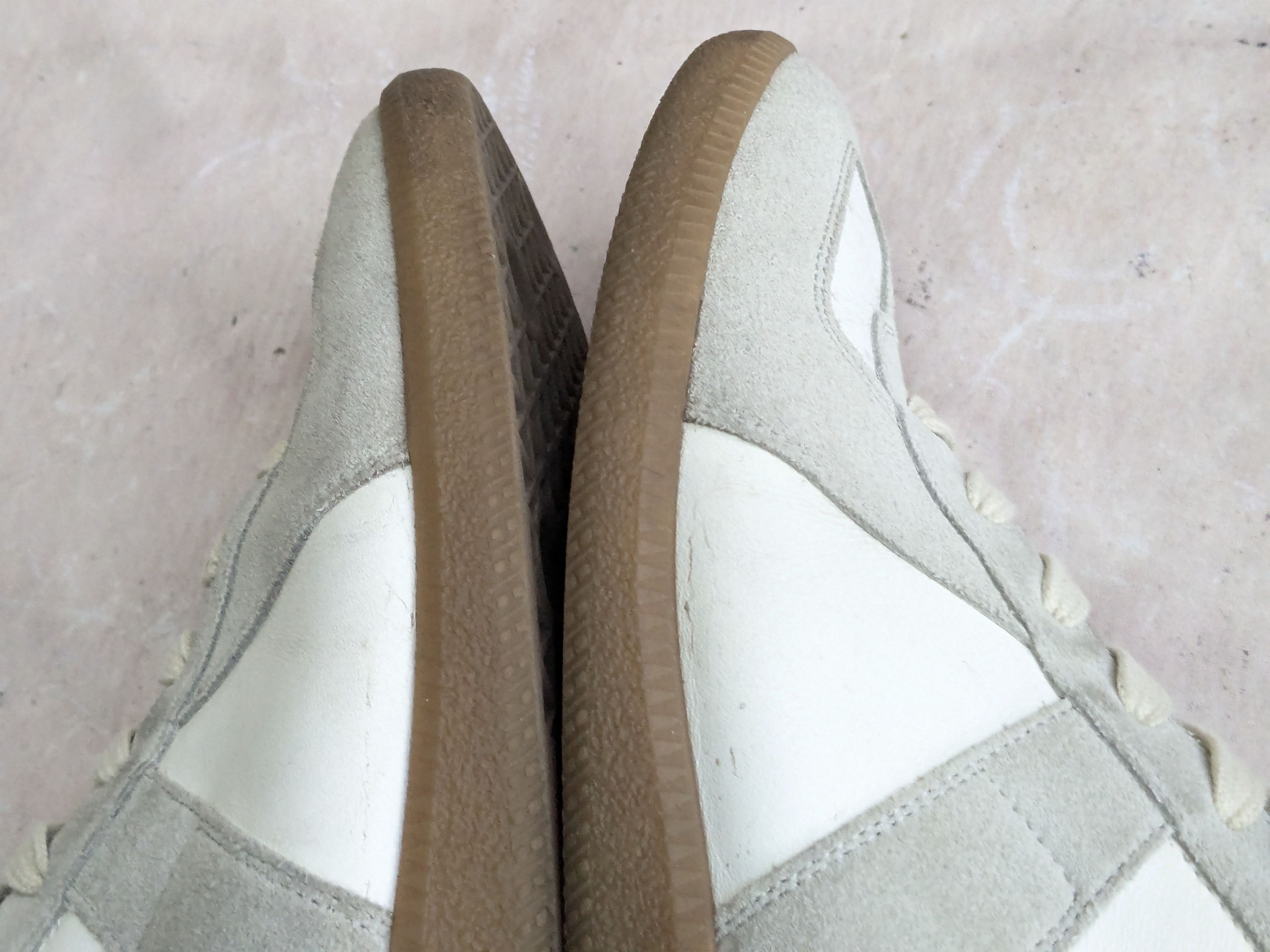 Maison Margiela Maison Margiela GAT Replica Gray White 9 42 Low Tops Size US 9 / EU 42 - 6 Thumbnail
