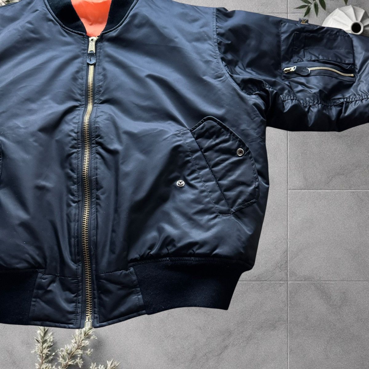 Vintage Vintage MA-1 Bomber Military Jacket Orange Lining Army Size US L / EU 52-54 / 3 - 4 Thumbnail