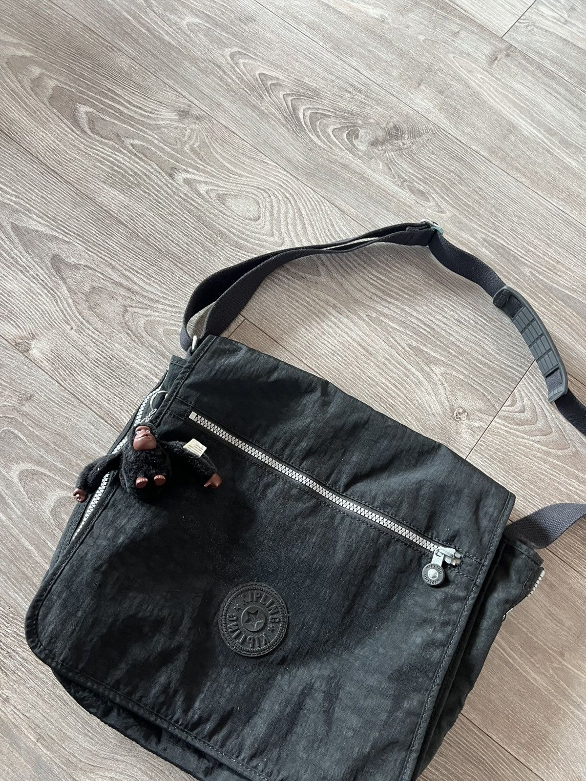 Other ‼️Vintage Kipling Crossbody Larg Monkey Rare Transformer Bag Size ONE SIZE - 15 Thumbnail