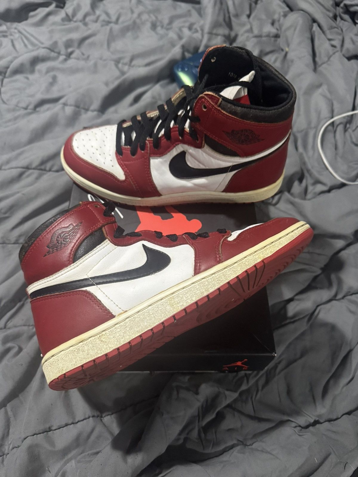 Jordan Brand 1985 jordan 1 Chicago Size US 10.5 / EU 43-44 - 3 Thumbnail