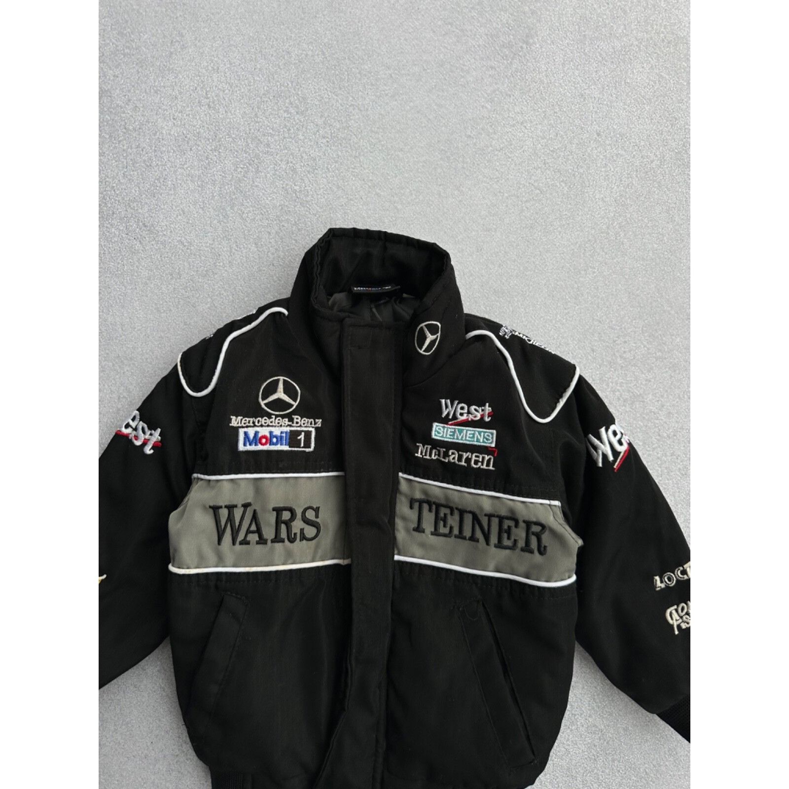 Formula 1 VTG Formula 1 Racing Mercedes Warsteiner Kids Jacket Size US XXS / EU 40 - 4 Thumbnail