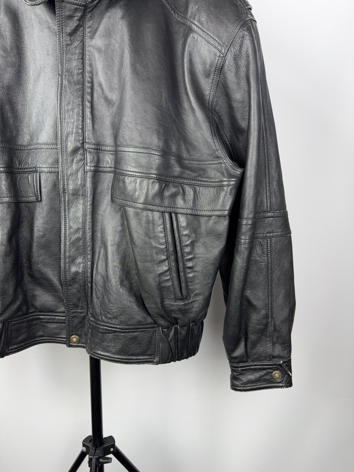 Vintage Vintage Leather Jacket Genuine Leahter bomber Moto Oldmoney Size US M / EU 48-50 / 2 - 4 Thumbnail