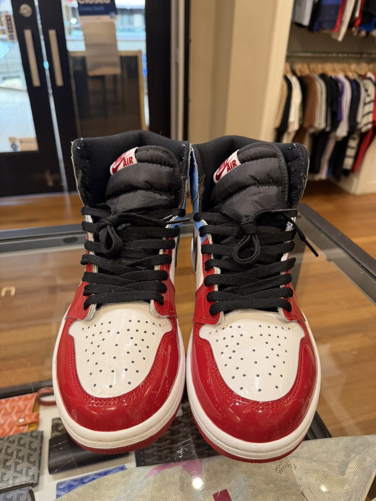 Jordan Brand Jordan 1 Retro High ‘Fearless UNC Chicago’ Size US 9.5 / EU 42-43 - 5 Thumbnail