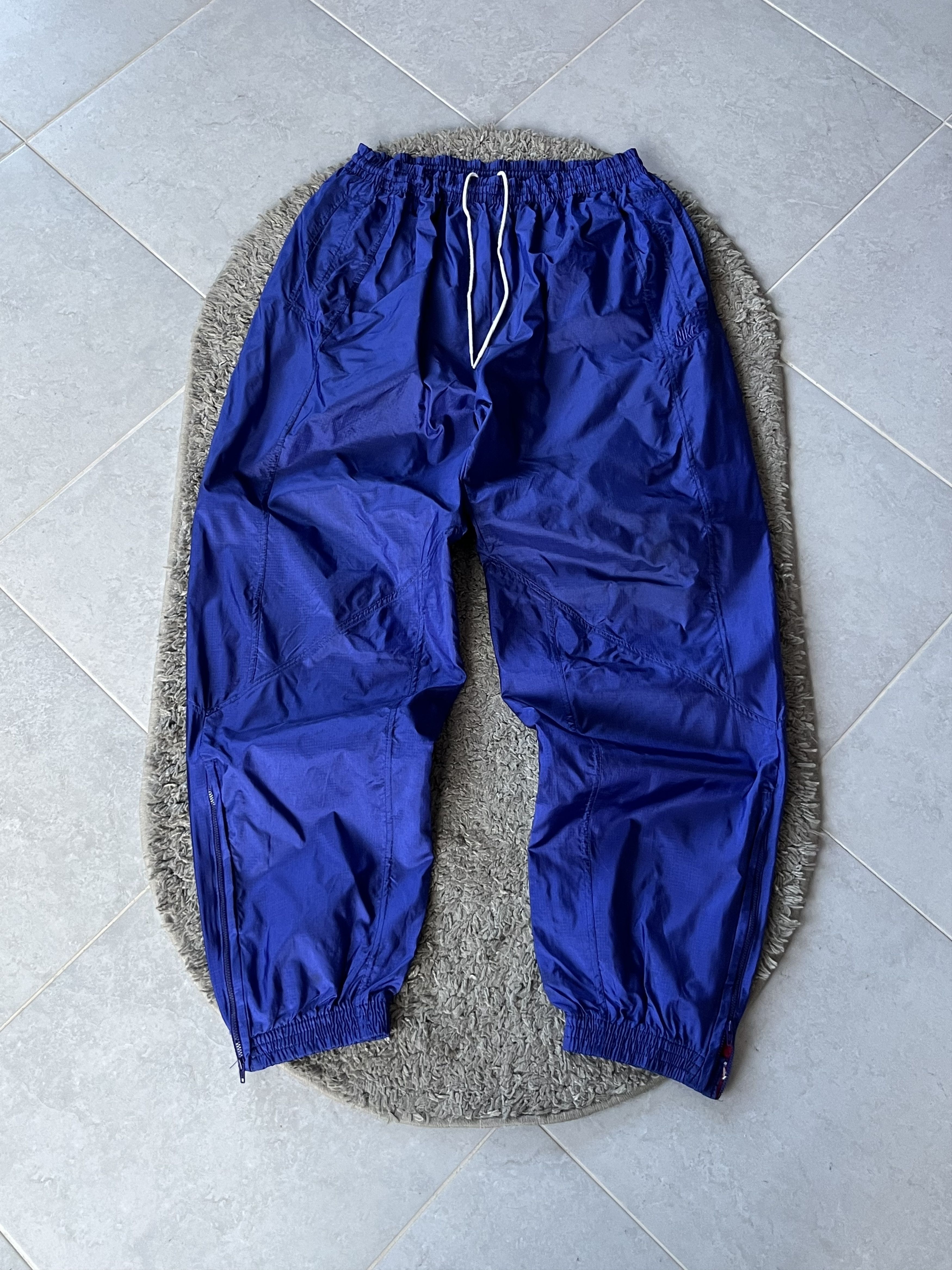 Nike Vintage Nike Pants Nylon Very Rare Size US 40 / EU 56 - 1 Thumbnail
