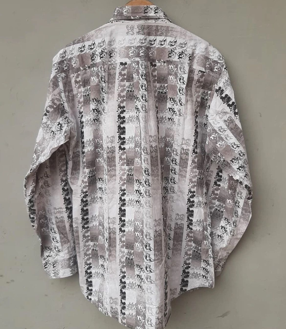 Iceberg 2000s Iceberg History Disney Button Longsleeve Shirt y2k Size US L / EU 52-54 / 3 - 3 Thumbnail