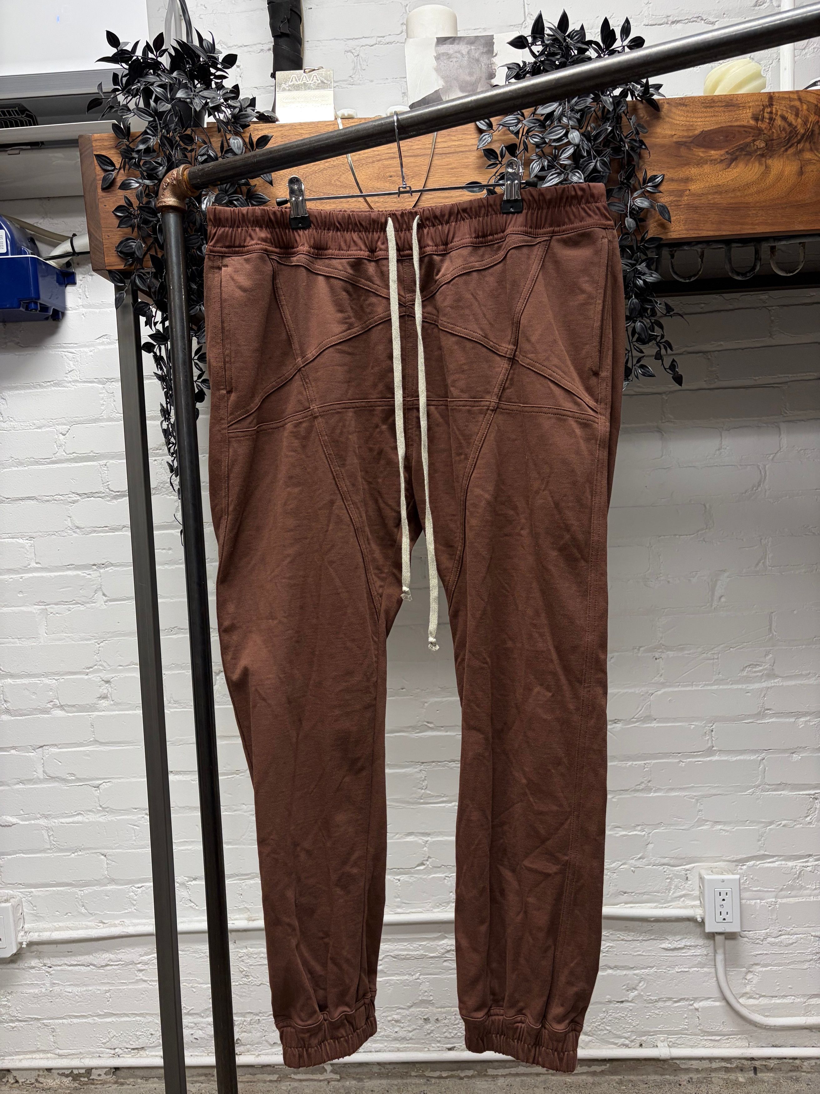 Rick Owens AW2022 Rick Owens ‘Strobe’ Pentagram Drawstring Sweatpants Size US 38 / EU 54 - 1 Thumbnail