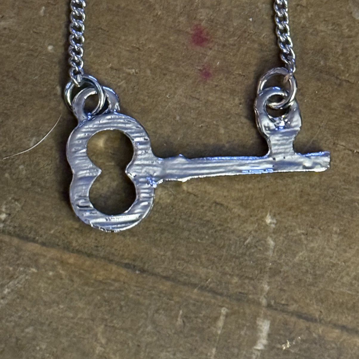 Other Silver tone dainty skeleton key necklace Size ONE SIZE - 4 Thumbnail