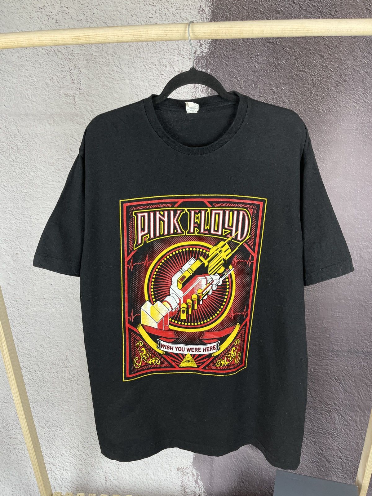Band Tees Pink Floyd Wish You Were Here Vintage Shirt Size US XL / EU 56 / 4 - 2 Thumbnail