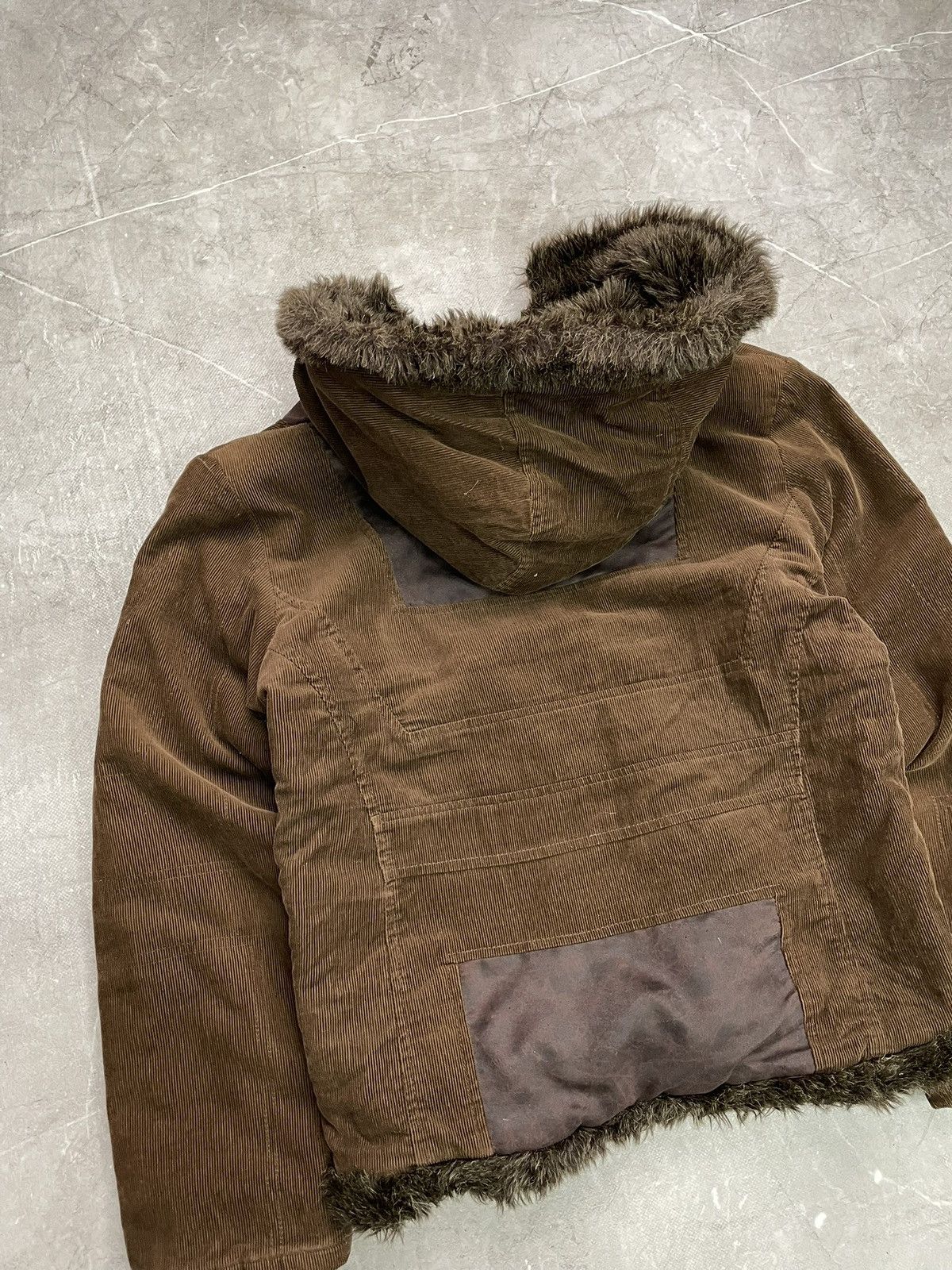 If Six Was Nine If six was nine corduroy jacket faux fur opium Y2K cozy Size US M / EU 48-50 / 2 - 9 Thumbnail
