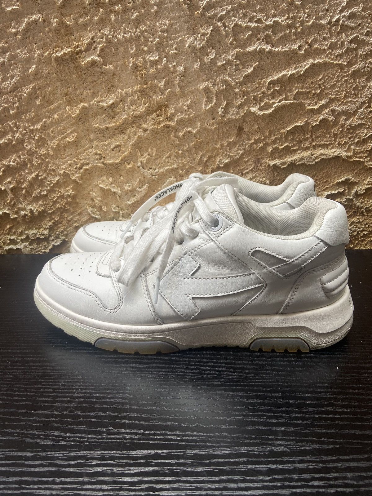 Off-White Off White Out of Office Sneakers Size US 10 / EU 43 - 2 Thumbnail