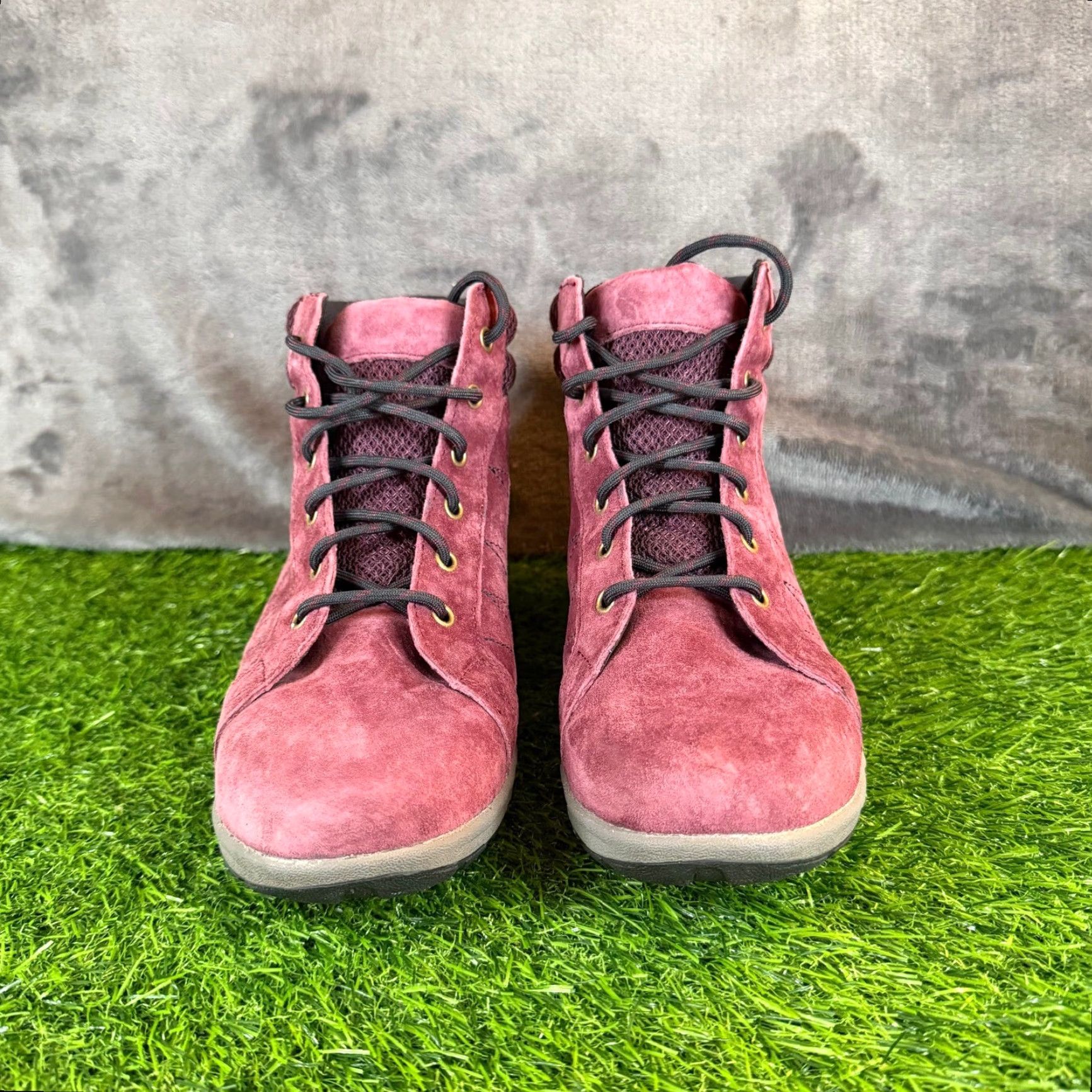 Duluth Trading Company Duluth Trading Burgundy Suede Lace Up Ankle Boots Padded Collar Womens 6.5 M Size US 7 / IT 37 - 3 Thumbnail