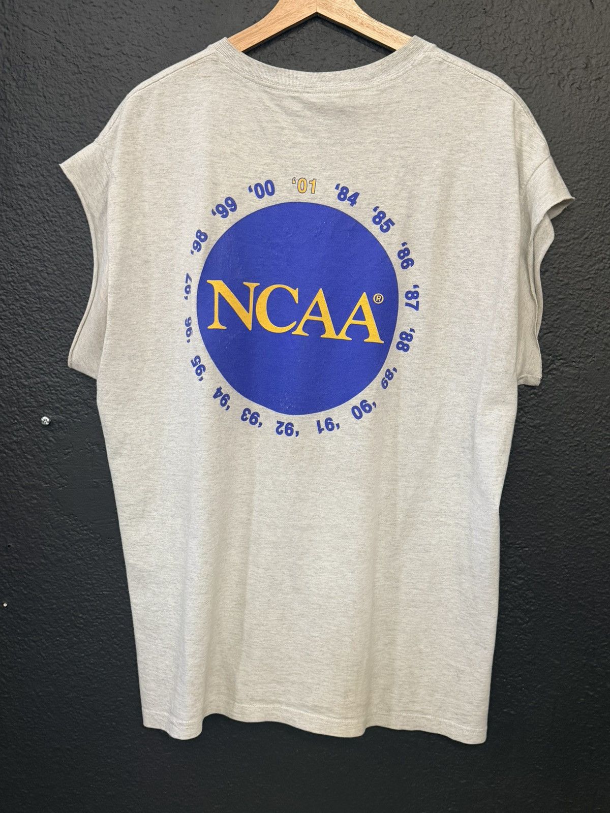 Vintage Vintage 2001 NCAA Track Shirt Size US XL / EU 56 / 4 - 3 Thumbnail