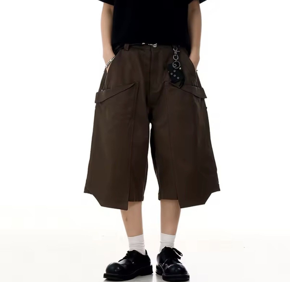 Other Avant Garde Irregular Cargo Bermuda Brown Shorts Size US 32 / EU 48 - 2 Thumbnail