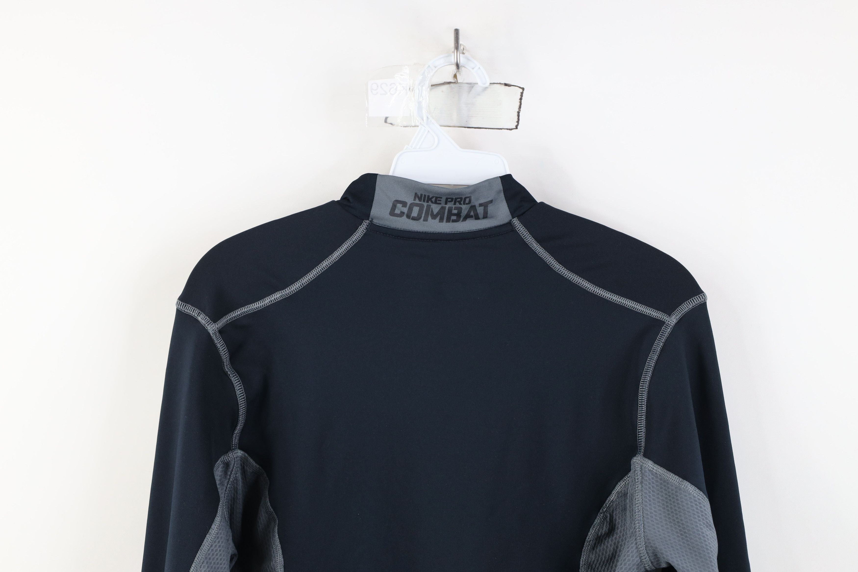 Nike Nike Pro Combat Hyperwarm Mock Neck Training T-Shirt Size US M / EU 48-50 / 2 - 15 Thumbnail