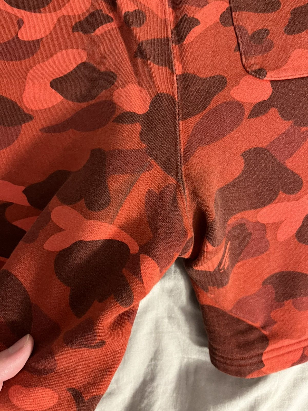Bape Bape red shark shorts Size US 30 / EU 46 - 15 Thumbnail
