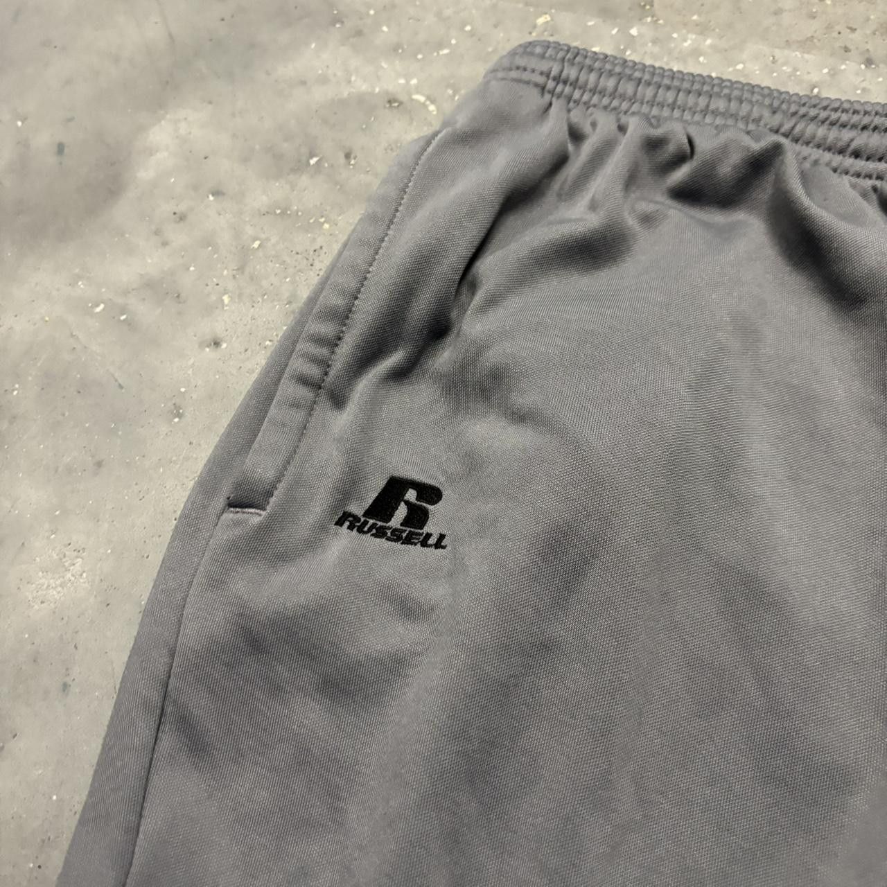 Russell Athletic × Vintage Crazy Vintage Y2K/2000s Baggy Grey Streetwear Russell Skater Sweatpants! Size US 34 / EU 50 - 6 Thumbnail
