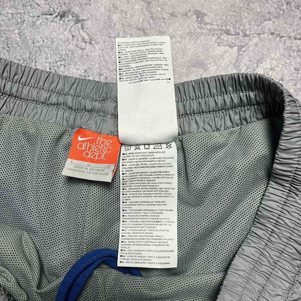 Nike Nike Nylon Track Pants Swoosh Y2K Streetwear Baggy Drill ACG Size US 34 / EU 50 - 6 Thumbnail