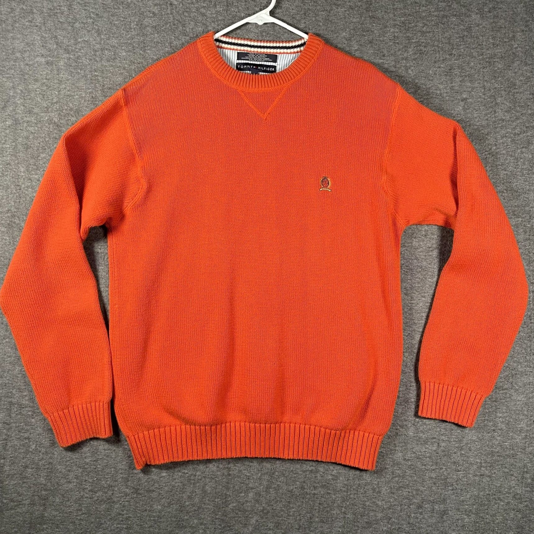 Tommy Hilfiger VINTAGE Tommy Hilfiger Sweater Mens Large Orange Cotton Crest Logo Crewneck Pullover Size US L / EU 52-54 / 3 - 2 Thumbnail