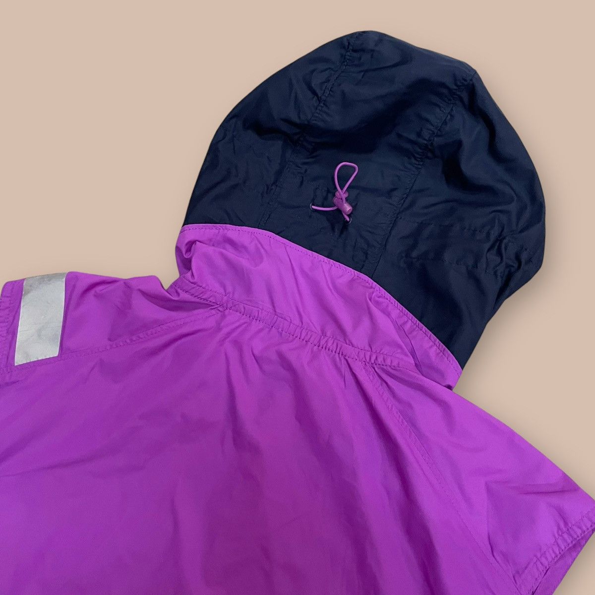 Nike NikeRunning WMN Purple Hoodie Vest Size US L / EU 52-54 / 3 - 10 Thumbnail