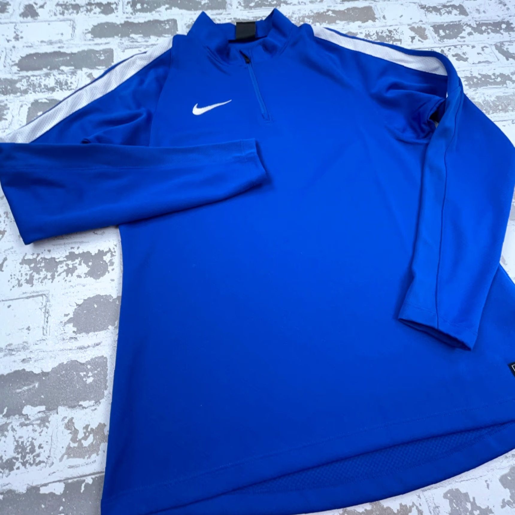 Nike Nike Shirt Men Medium Blue White Tee Pullover 1/4 Zip Dri-Fit Performance Casual Activewear Sports Modern Classic Mens Size US M / EU 48-50 / 2 - 4 Thumbnail