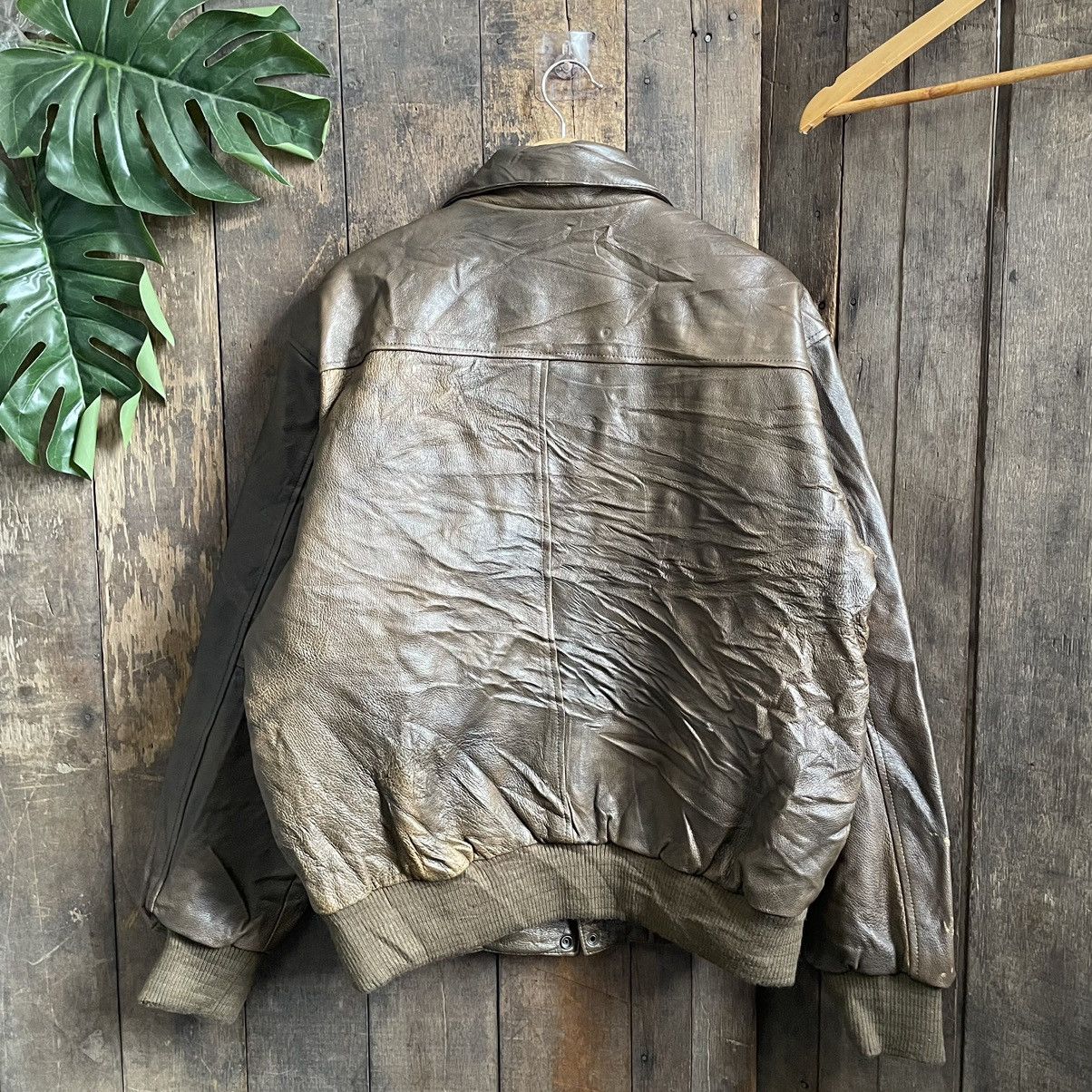 Vintage Vintage Leather Bomber Jacket Size US XL / EU 56 / 4 - 3 Thumbnail