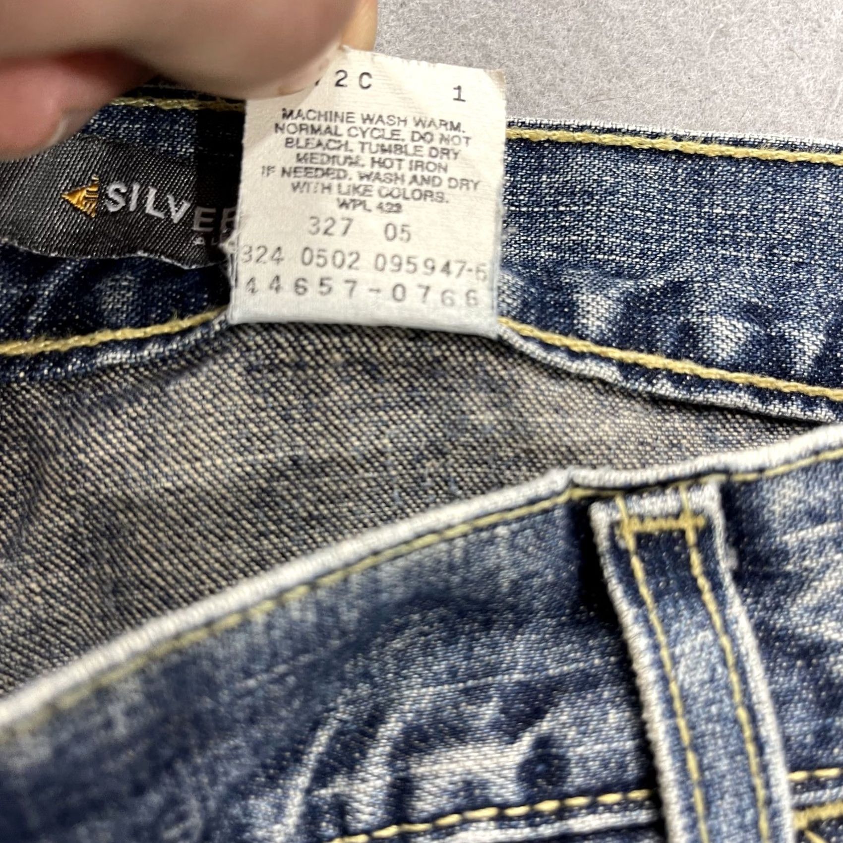 Vintage VINTAGE Levis Silvertab Jeans Mens 38x30 Relaxed Wide Baggy Carpenter Skate Y2K Jeans Mens 38x30 Blue Cotton Baggy 90s Grunge USA Mens Size US 38 / EU 54 - 6 Thumbnail