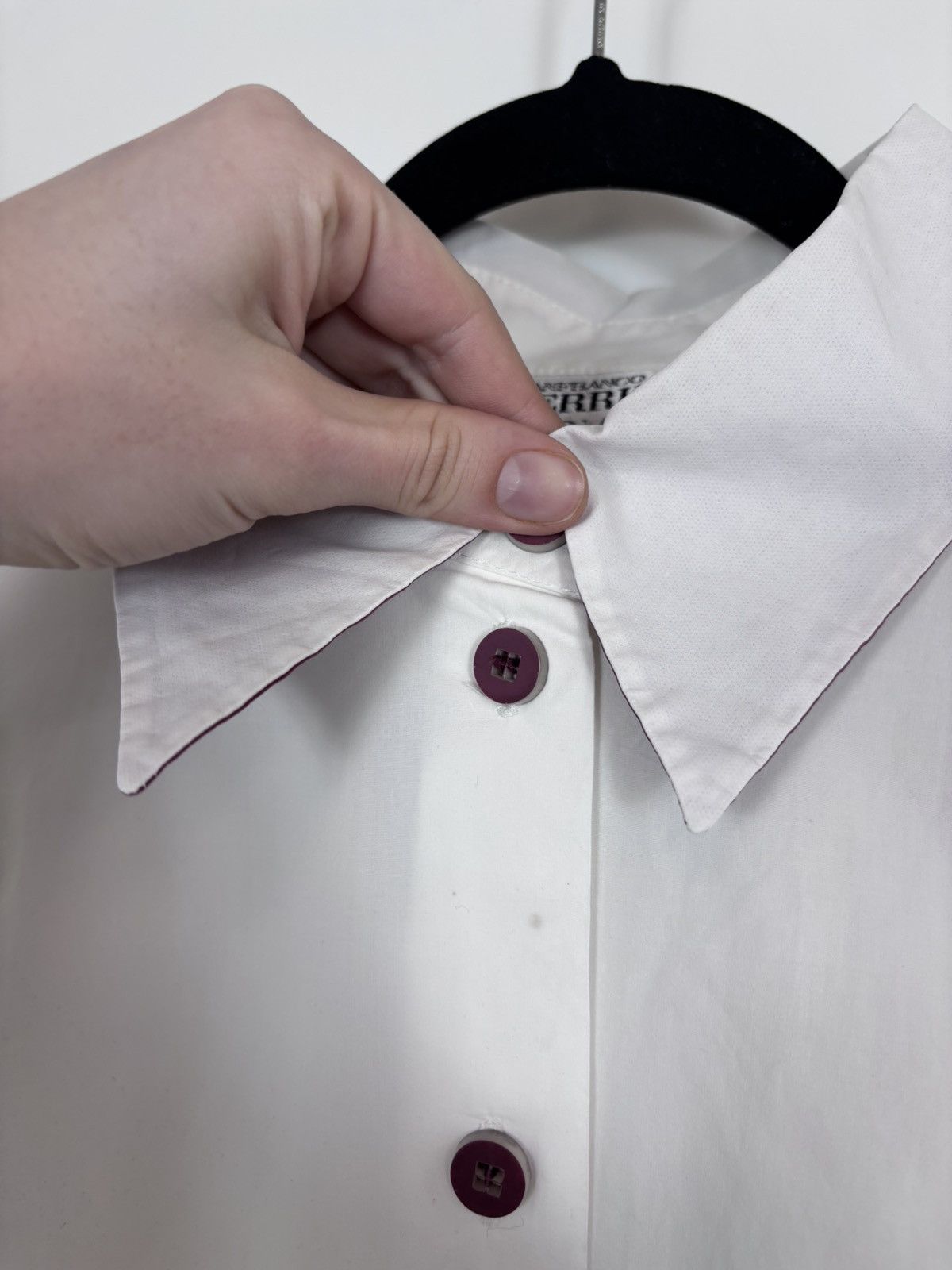 Gianfranco Ferre Vintage Gianfranco Ferre Women’s White Short Sleeve Shirt Size L / US 10 / IT 46 - 4 Thumbnail