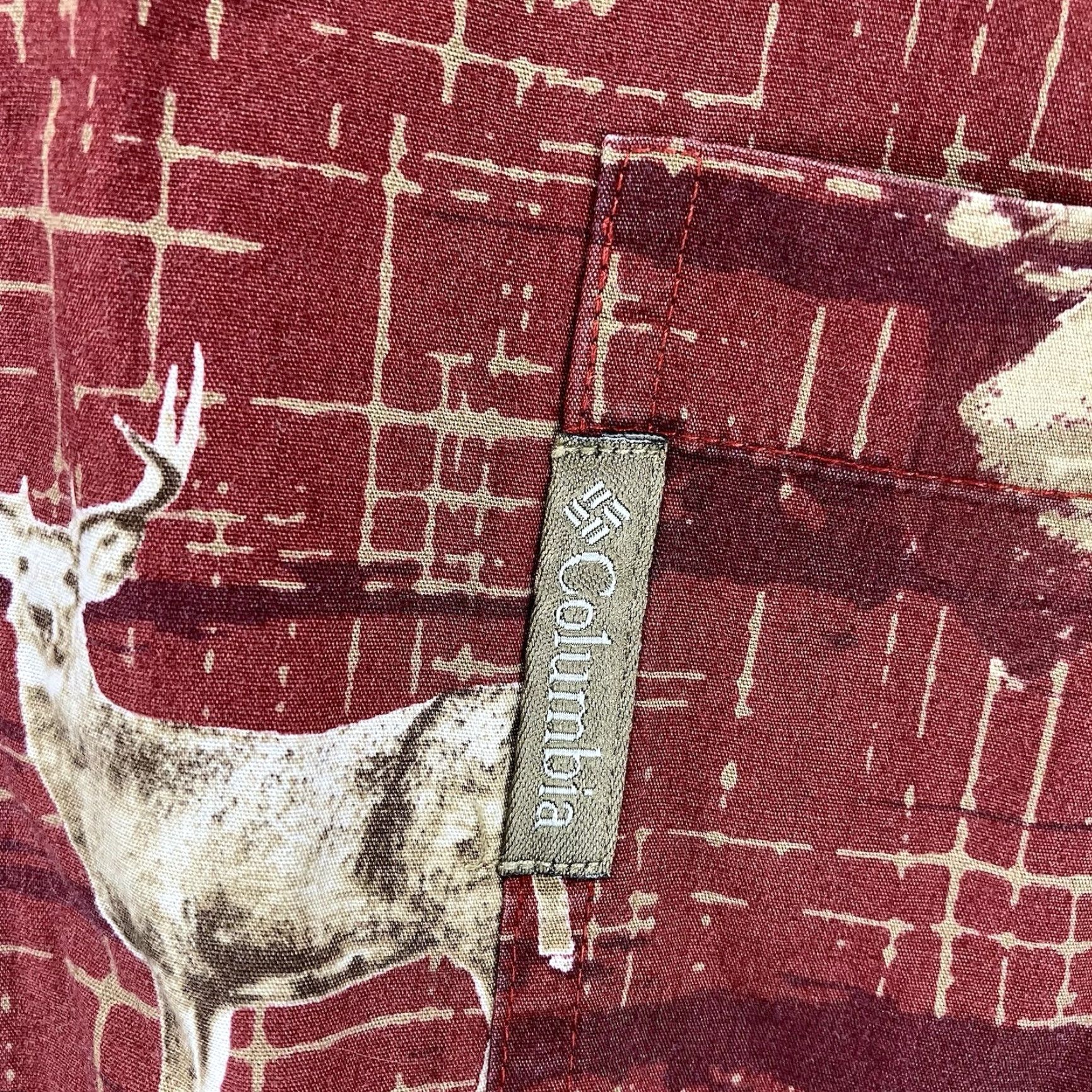 Gloverall VINTAGE Columbia River Lodge Men Button-Up Shirt XL Red All Cotton Buck Deer Print 90s Nature Outdoor Long Sleeve Pocket Casual Mens Size US XL / EU 56 / 4 - 7 Thumbnail