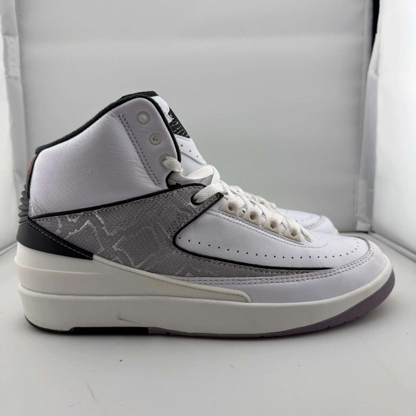 Nike Air Jordan 2 Python US 10 Used OG Box DR8884-102 Size US 10 / EU 43 - 4 Thumbnail