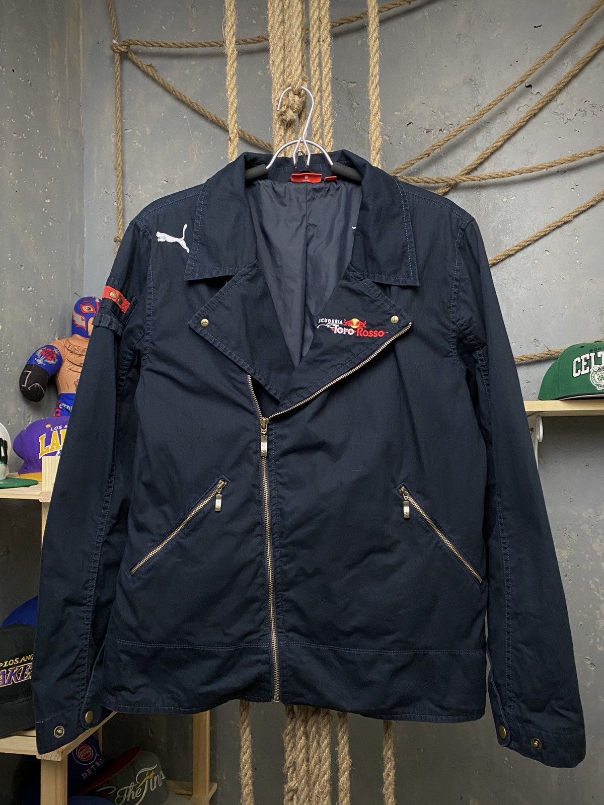 image of Puma Scuderia Toro Rosso Red Bull Racing Jacket F1 in Blue, Men's (Size Medium)