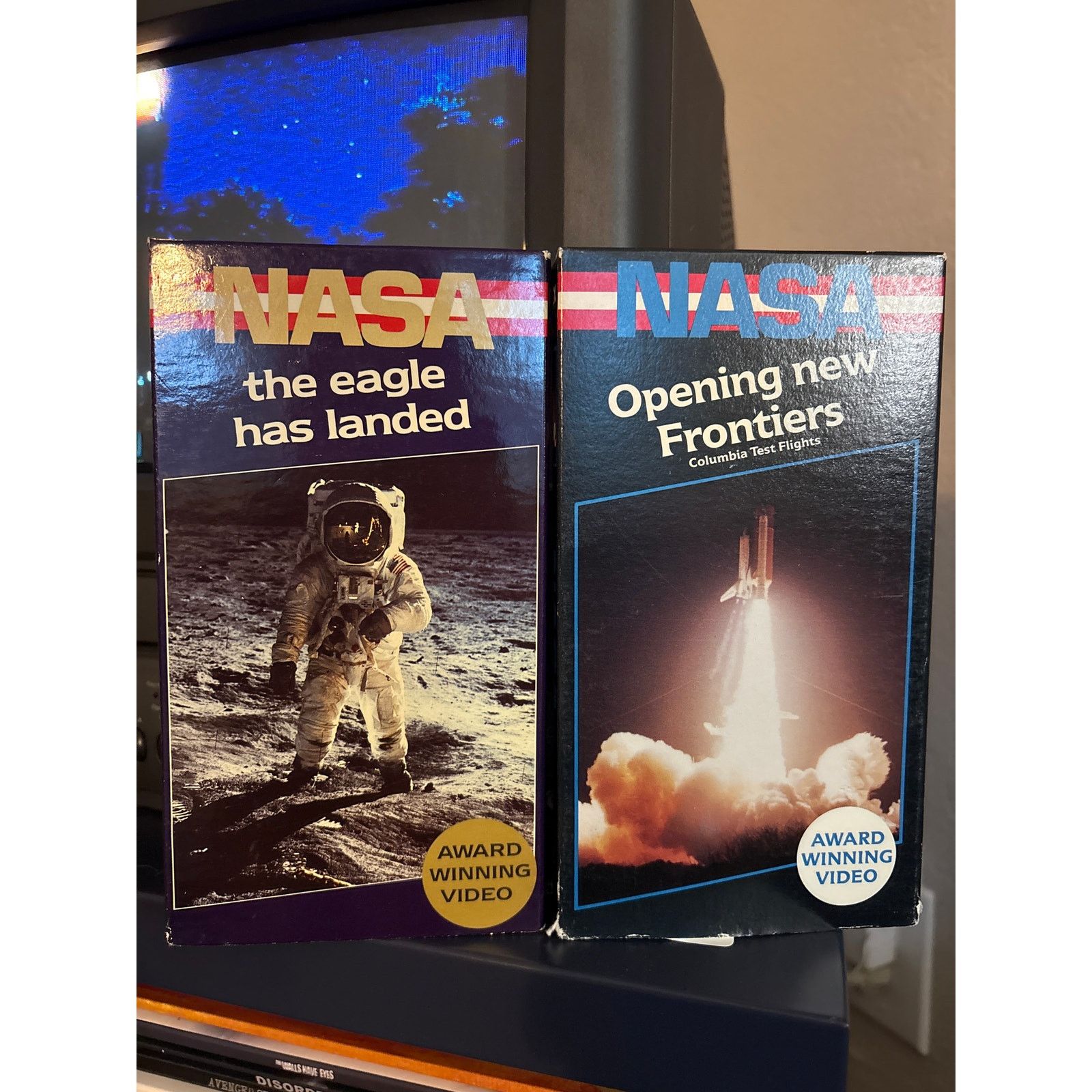 Other NASA 2 VHS lot: opening new frontiers/the eagle has landed Size ONE SIZE - 1 Thumbnail