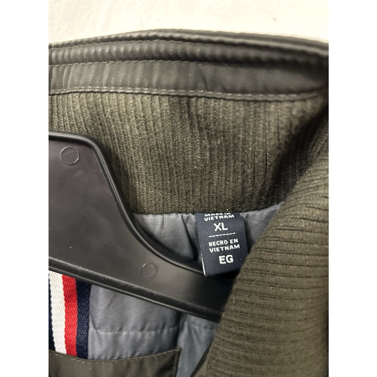 Tommy Hilfiger Tommy Hilfiger Jacket Mens XL Green Bomber Zip Puffer Hooded Quilted Zipper Pockets Lined Size US XL / EU 56 / 4 - 7 Thumbnail