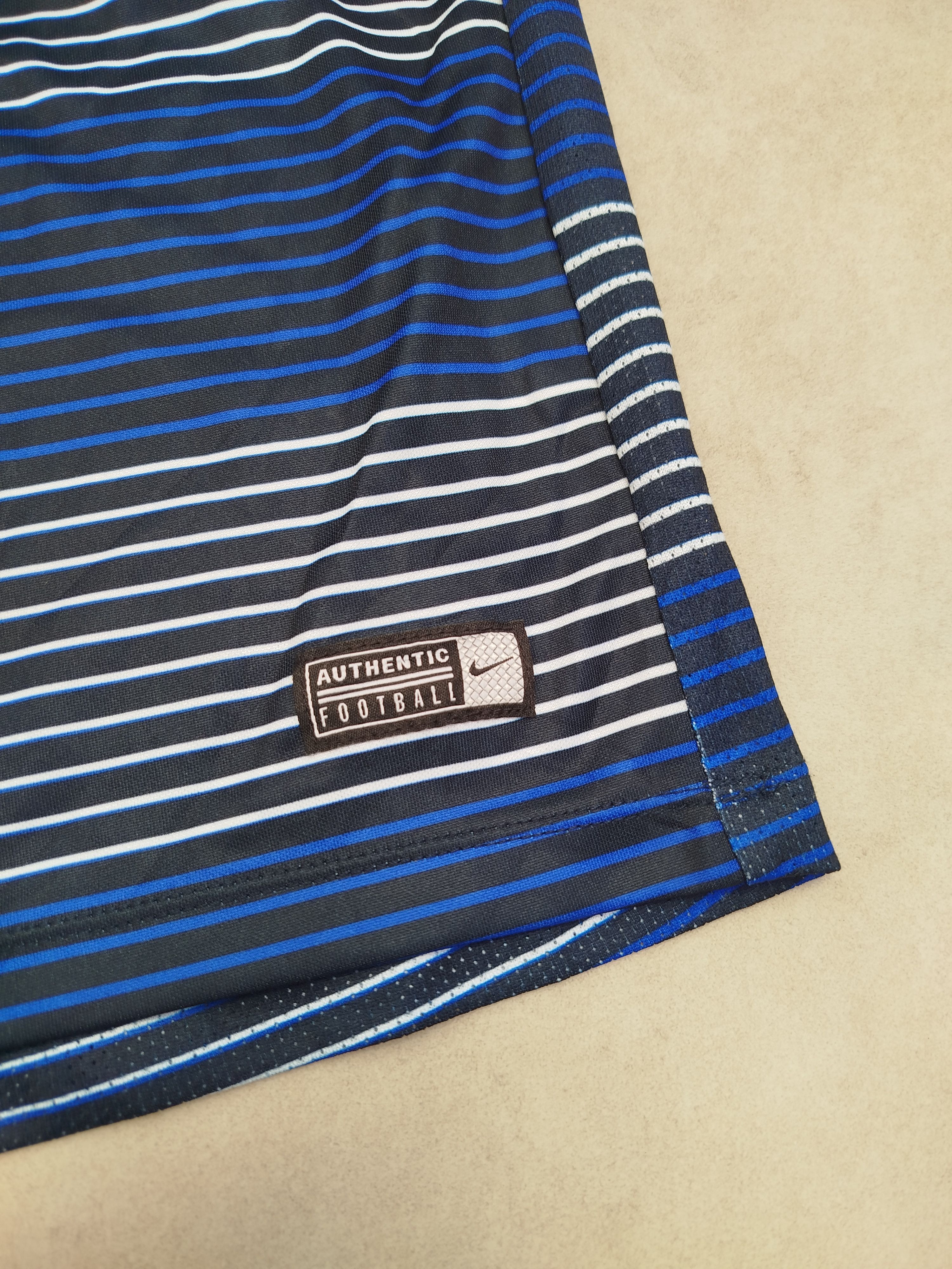 Nike France 2016 - 2017 Pre-match football Nike shirt jersey Size US XL / EU 56 / 4 - 2 Thumbnail