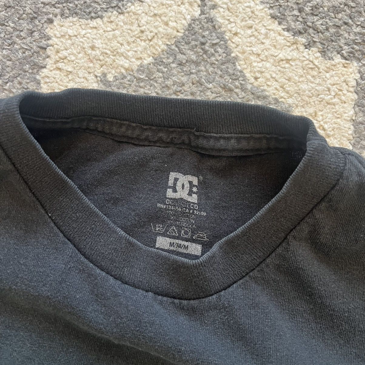 Vintage dc shoes co 94 black graphic neon tee Size US M / EU 48-50 / 2 - 3 Thumbnail