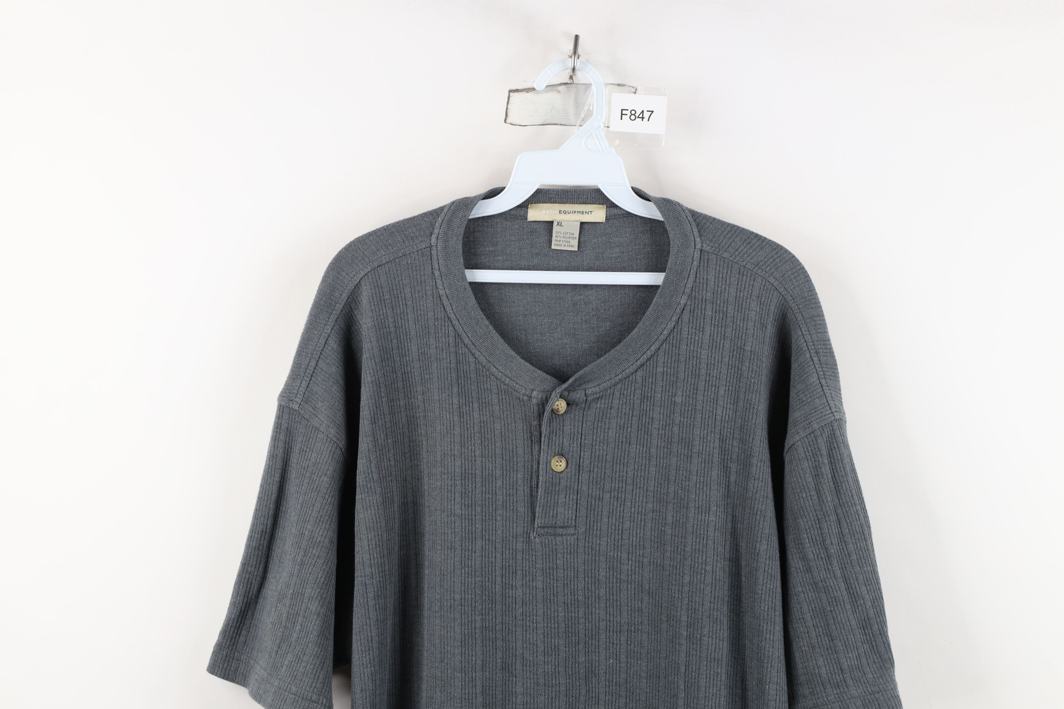 Vintage Vintage 90s Streetwear Knit Short Sleeve Henley T-Shirt Gray Size US XL / EU 56 / 4 - 2 Thumbnail