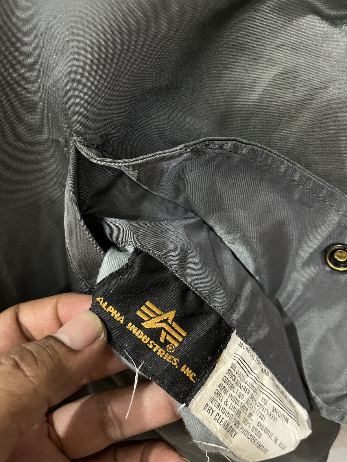 Alpha Industries 🔥🔥🔥ARCHIVE ALPHA INDUSTRIES BOMBER JACKET Size US M / EU 48-50 / 2 - 13 Thumbnail
