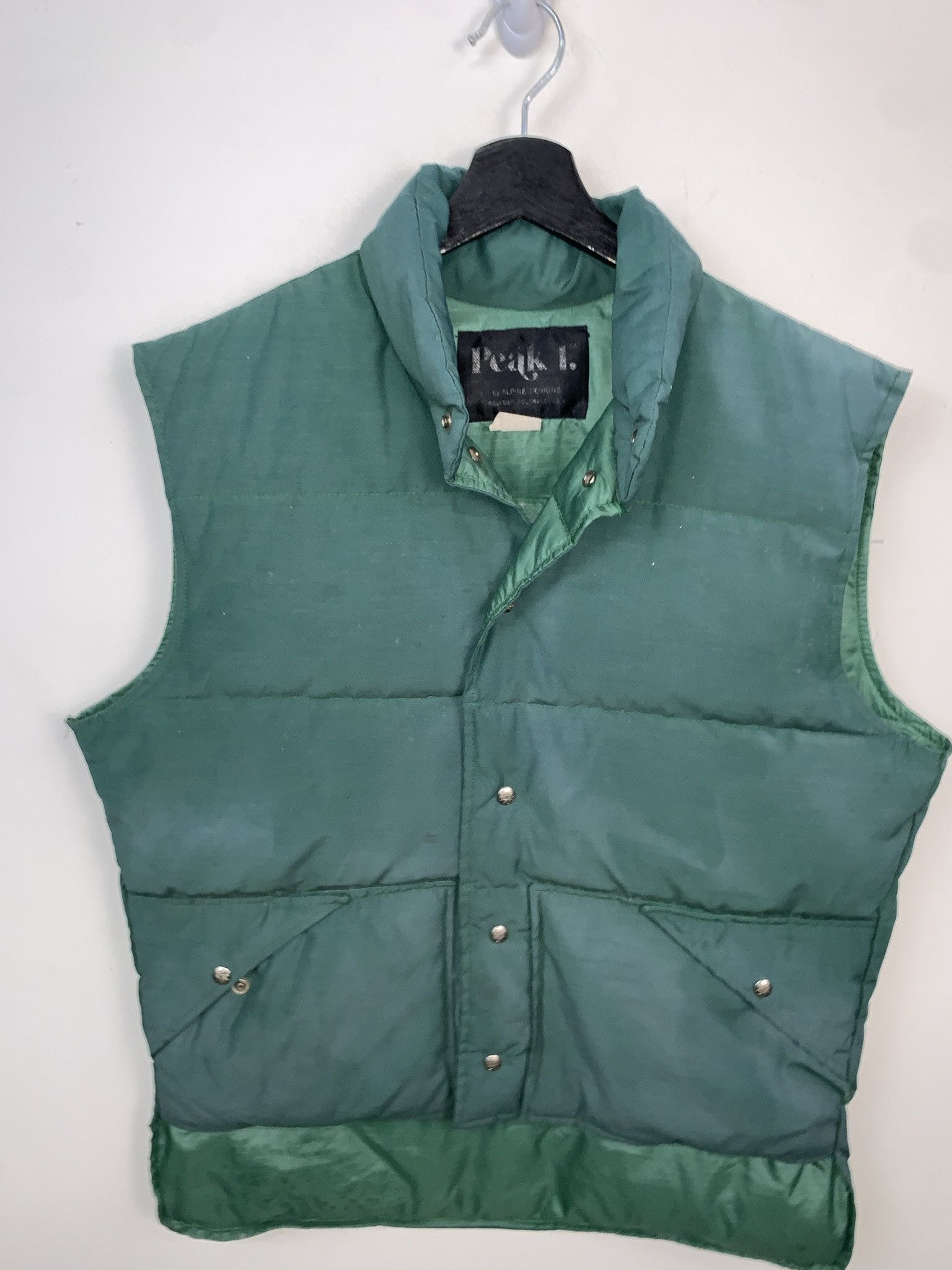 Vintage Vintage Vest 1990s Peak 1 Green Puffer Snap Vest Size M Size US M / EU 48-50 / 2 - 1 Thumbnail