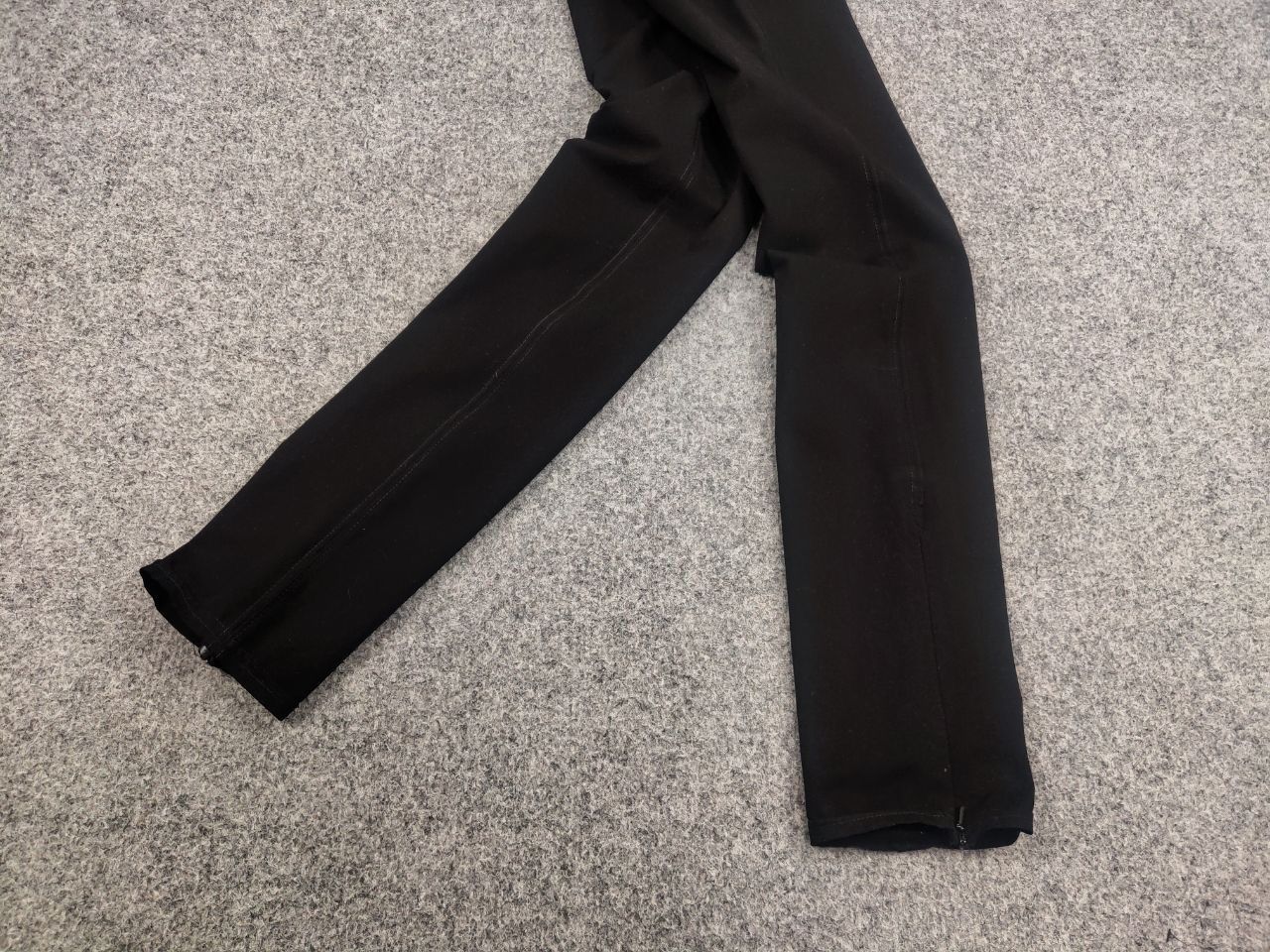 Helmut Lang Helmut Lang USA Skinny Narrow Elastic Black Leg Pants Size 28" / US 6 / IT 42 - 4 Thumbnail