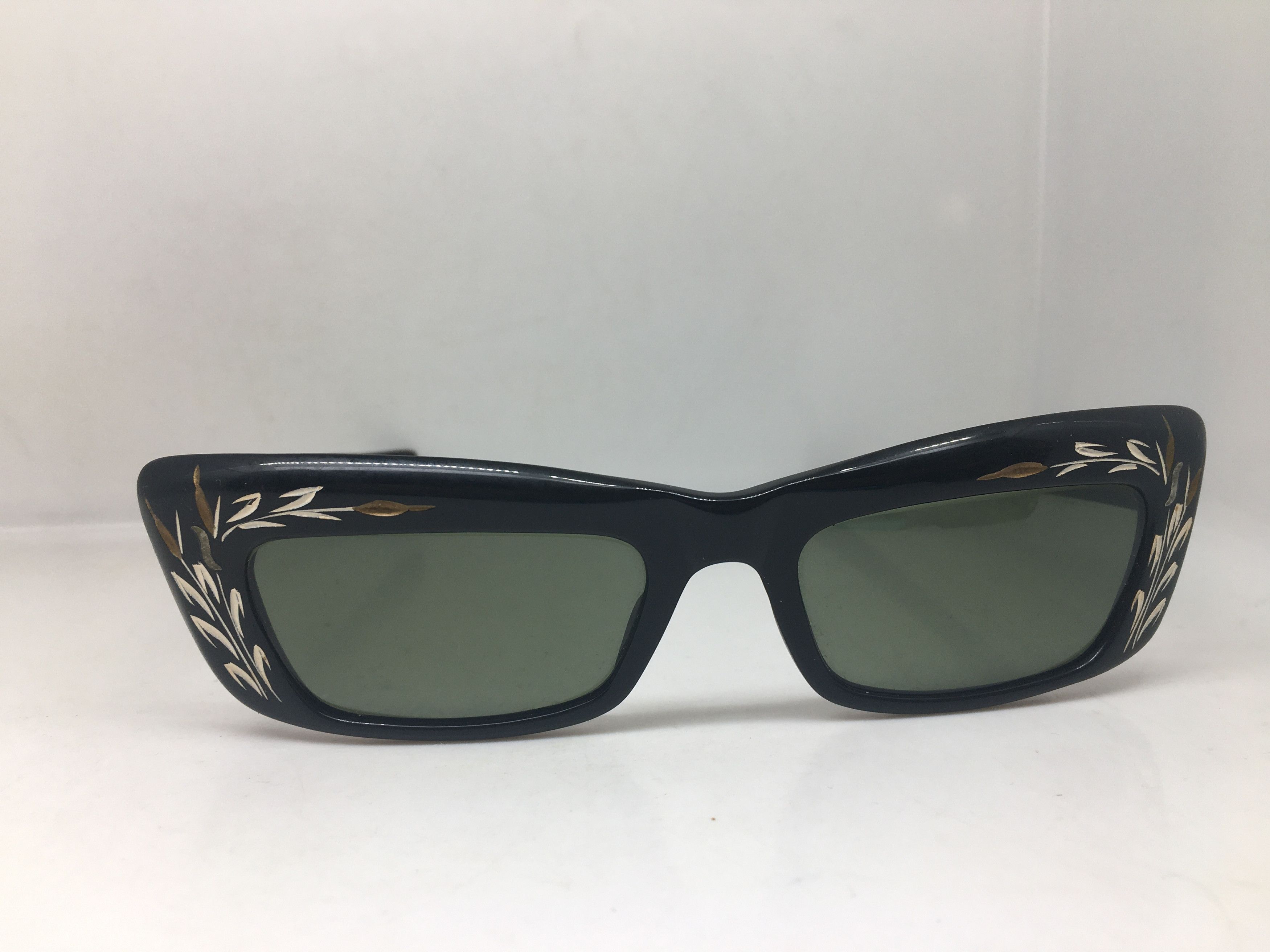 Vintage Handmade Aponis FRANCE GLASS LENS VINTAGE.SUNGLASSES Size ONE SIZE - 1 Thumbnail