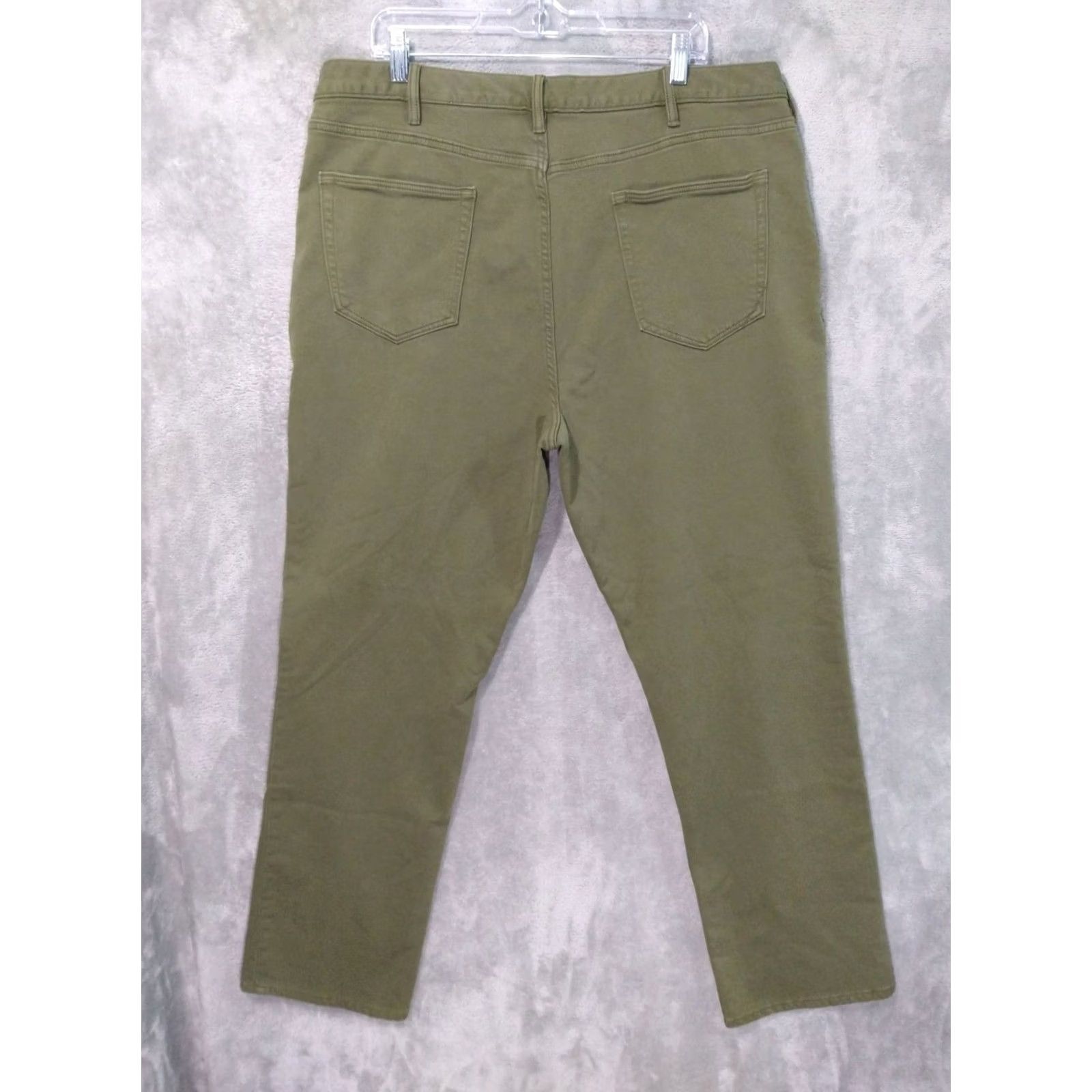 Banana Republic Banana Republic Pants Mens 40x32 Green Traveler Slim Fit Chino Stretch High Rise Casual Travel Size US 40 / EU 56 - 2 Thumbnail