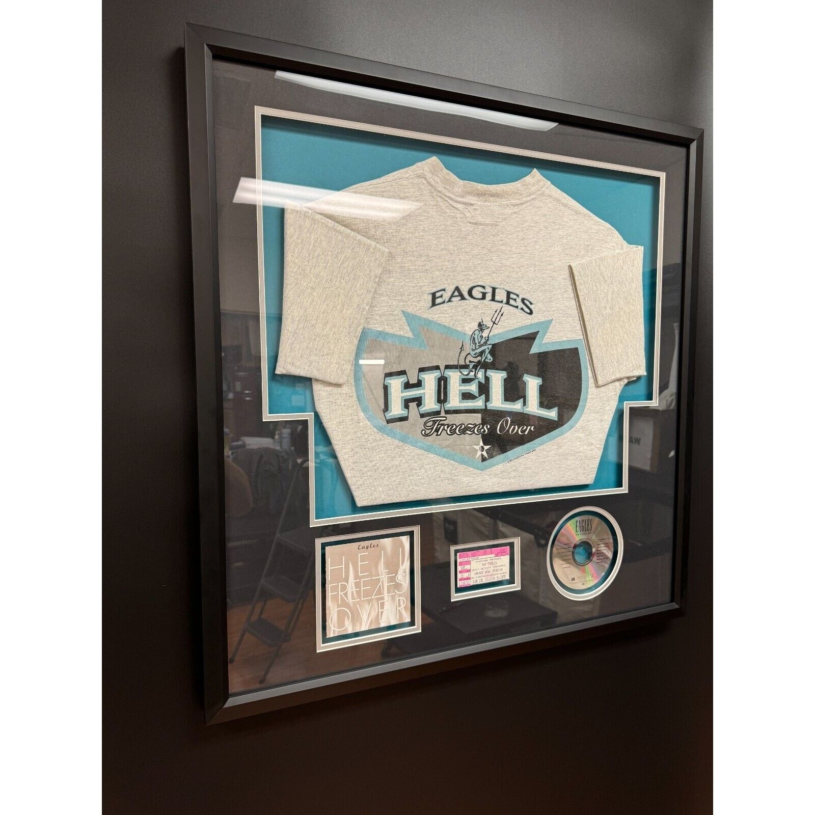 Vintage 1994 Eagles Hell-Freezes Over Tour Memorabilia Authentic Size US L / EU 52-54 / 3 - 2 Thumbnail