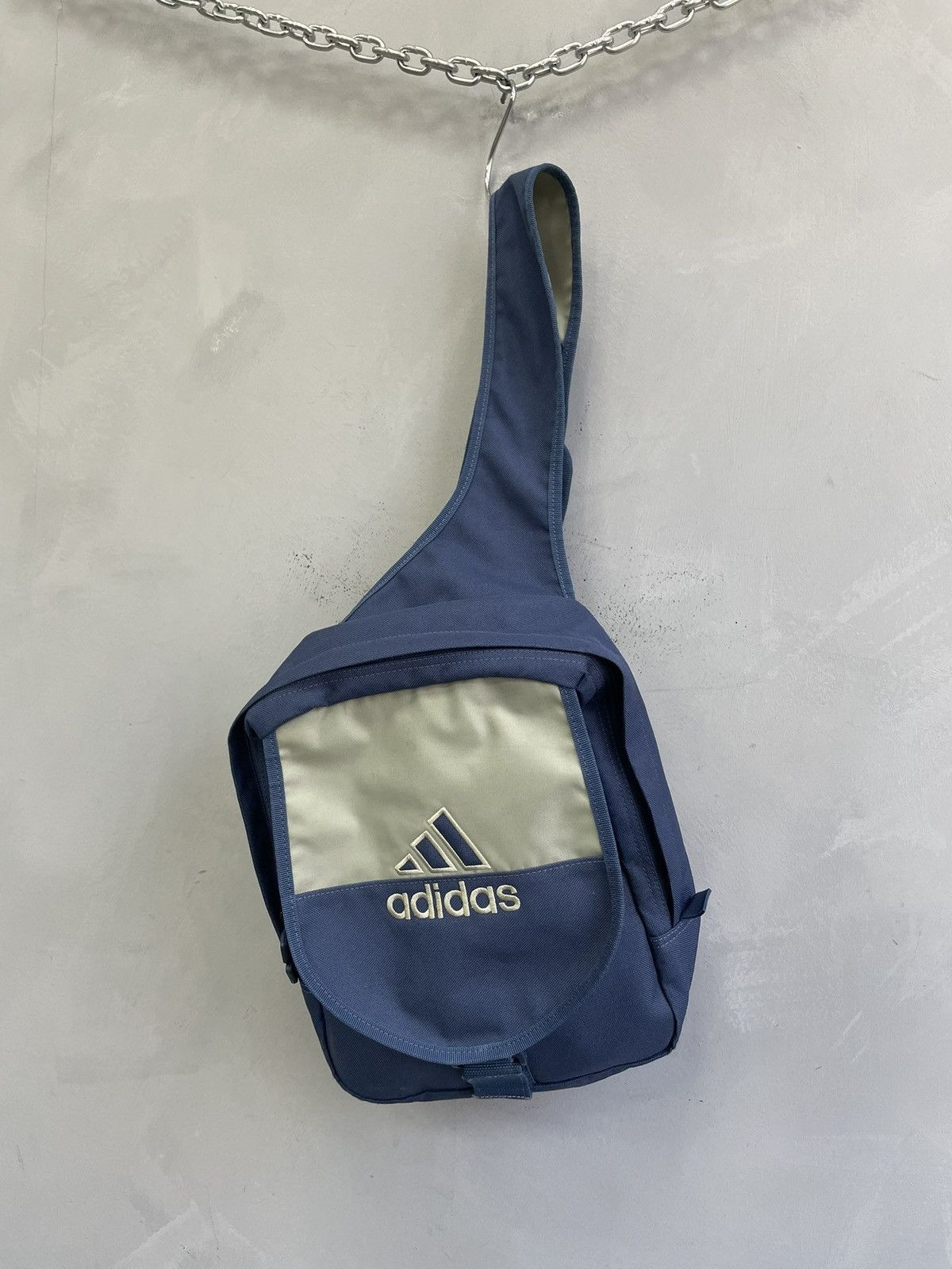 Adidas Adidas retro sling bag y2k messenger hype yohji yamamoto Size ONE SIZE - 1 Thumbnail