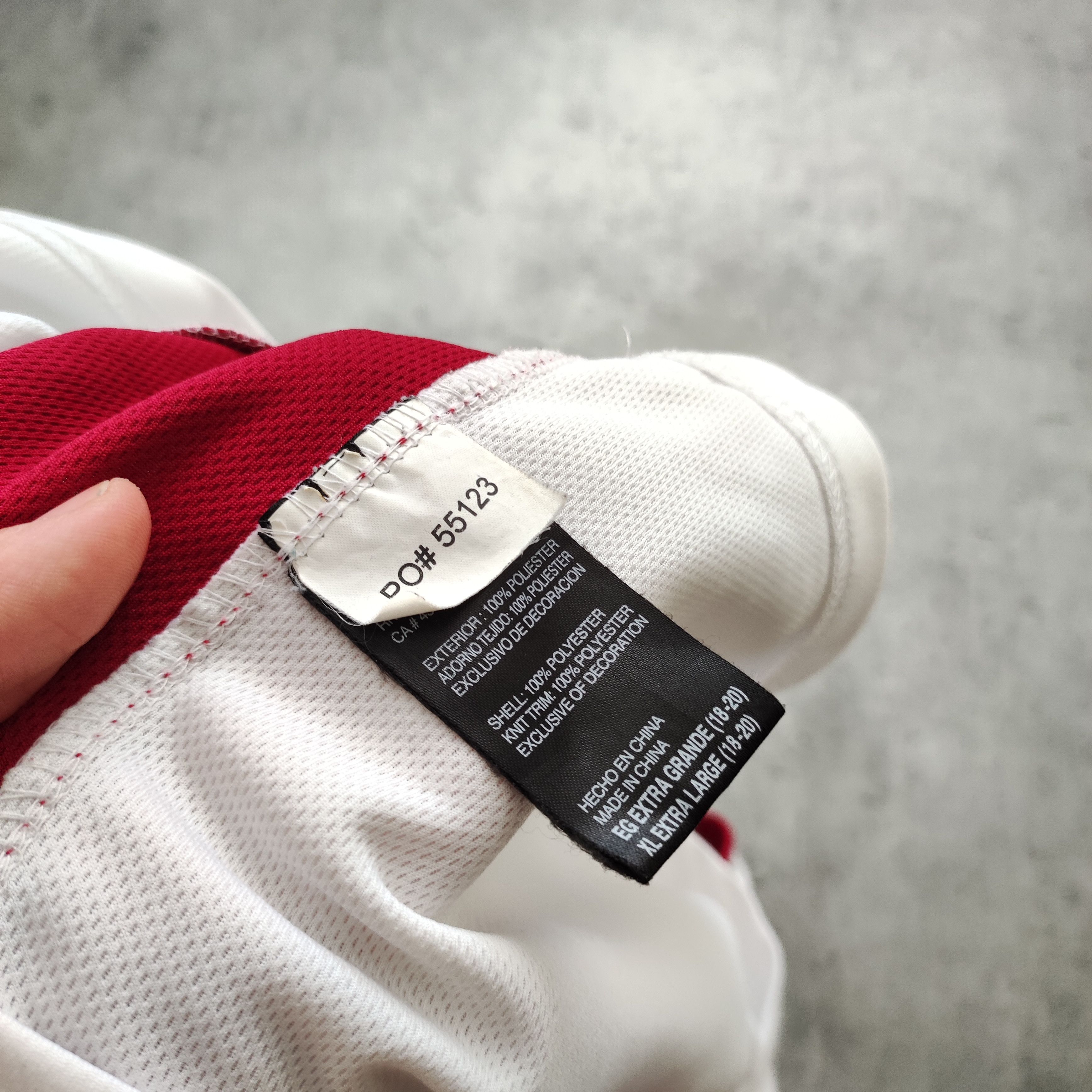 Adidas × NBA RARE NBA Miami Heat x Adidas #6 James Basketball Jersey Size US XL / EU 56 / 4 - 7 Thumbnail