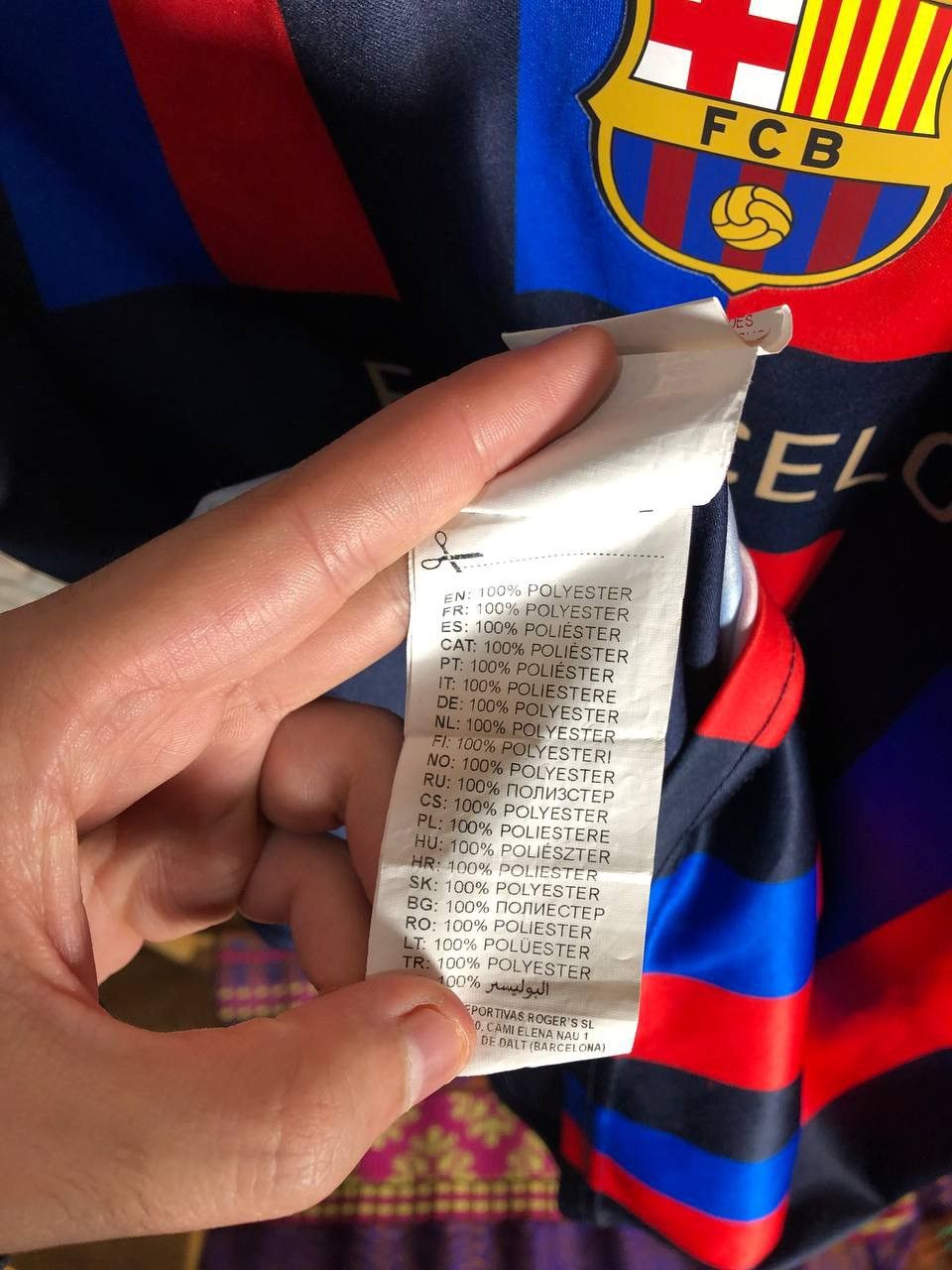 Vintage VERY RARE FC BARCELONA SPAIN RETRO SOCCER JERSEY BLOKE Y2K Size US S / EU 44-46 / 1 - 3 Thumbnail