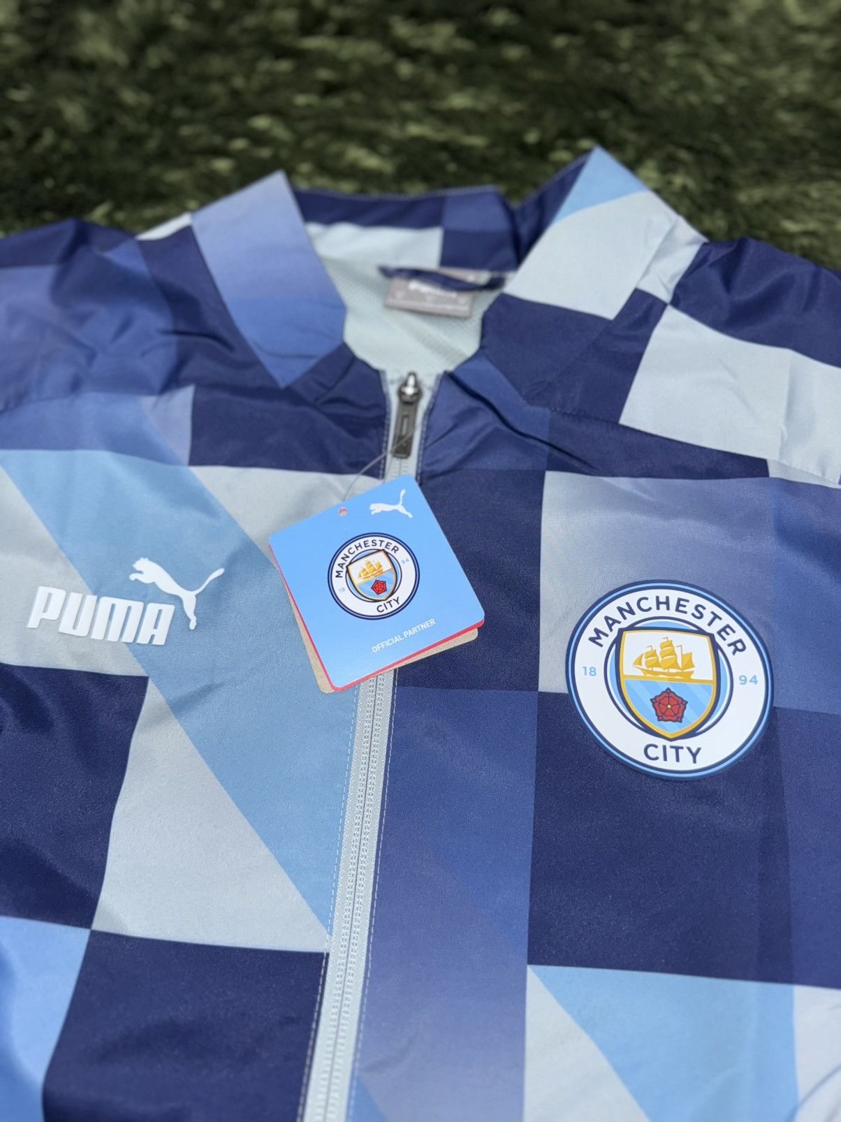 Puma [M] puma X mancity MCFC 22-23 prematch track jacket blue Size US M / EU 48-50 / 2 - 4 Thumbnail
