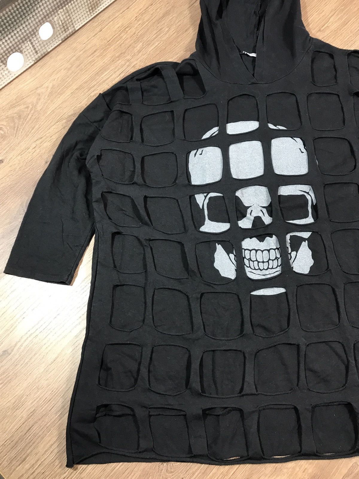 Japanese Brand × Vintage Oversized Long Sleeve Skull Shirt Size XL / US 12-14 / IT 48-50 - 2 Thumbnail